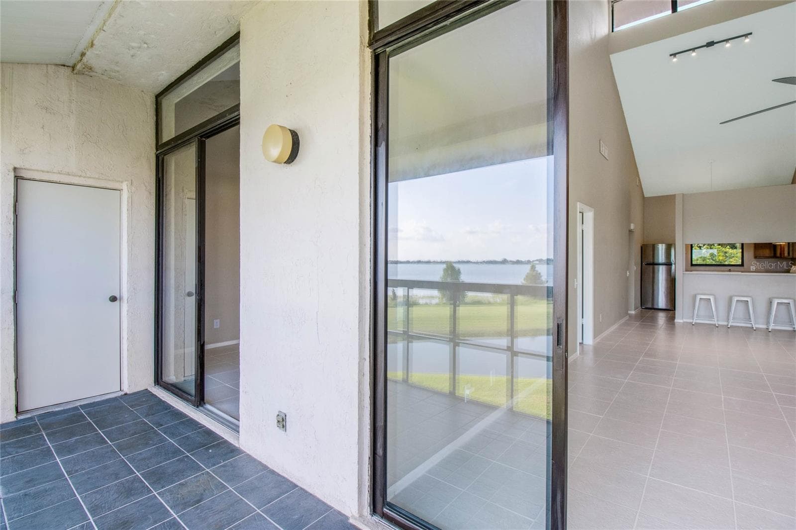 Condominium at 410 LAUREL COVE WAY, WINTER HAVEN, photo 22 of 33