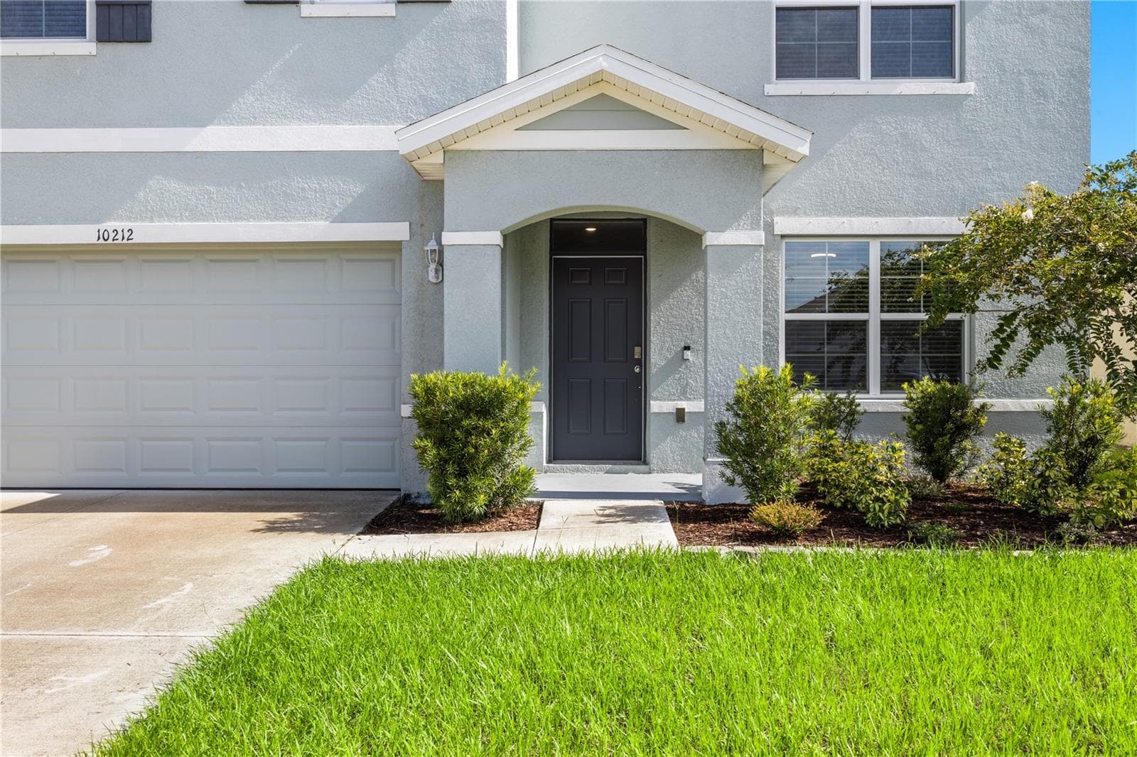 Single Family Residence at 10212 GOLDEN LIGHT CT, RIVERVIEW, photo 5 of 48