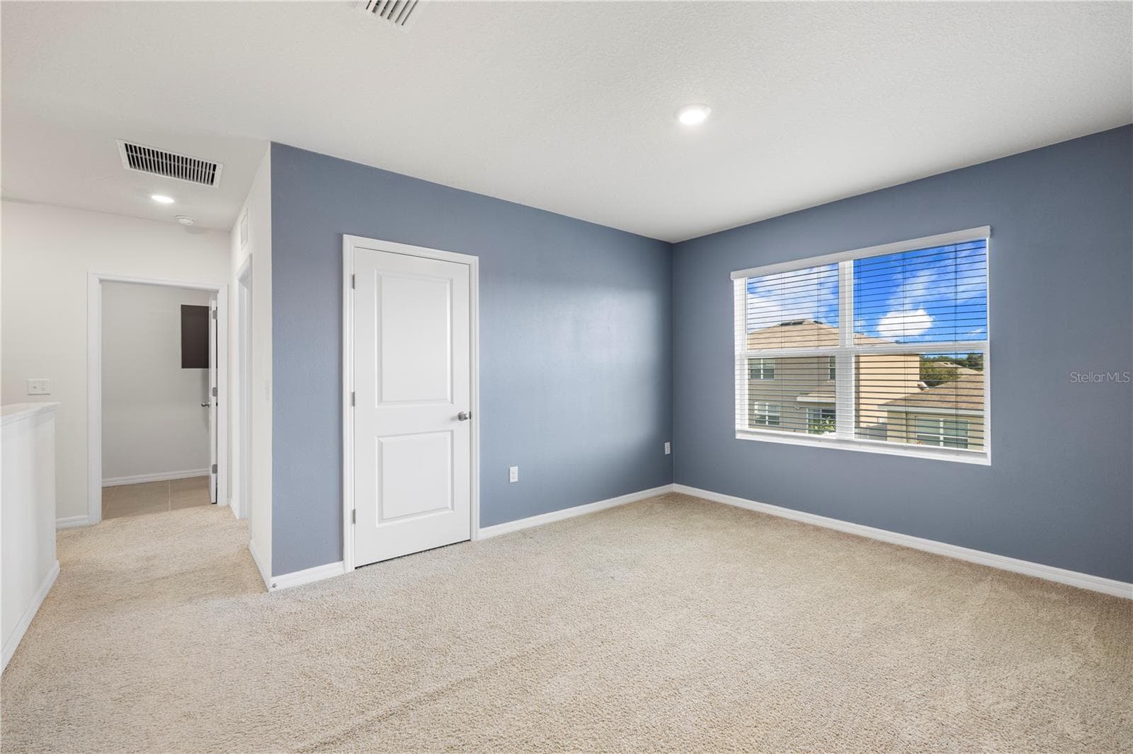 Single Family Residence at 10212 GOLDEN LIGHT CT, RIVERVIEW, photo 22 of 48