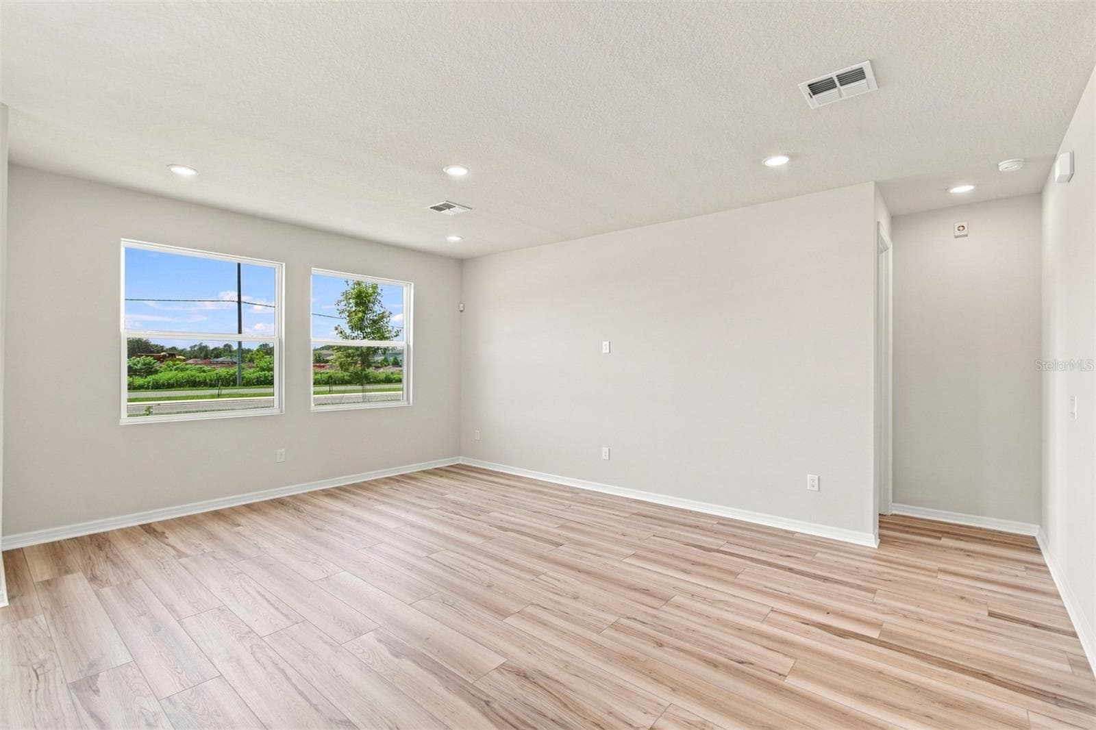 Family Room - 5027 ORINOCO LN, ST CLOUD