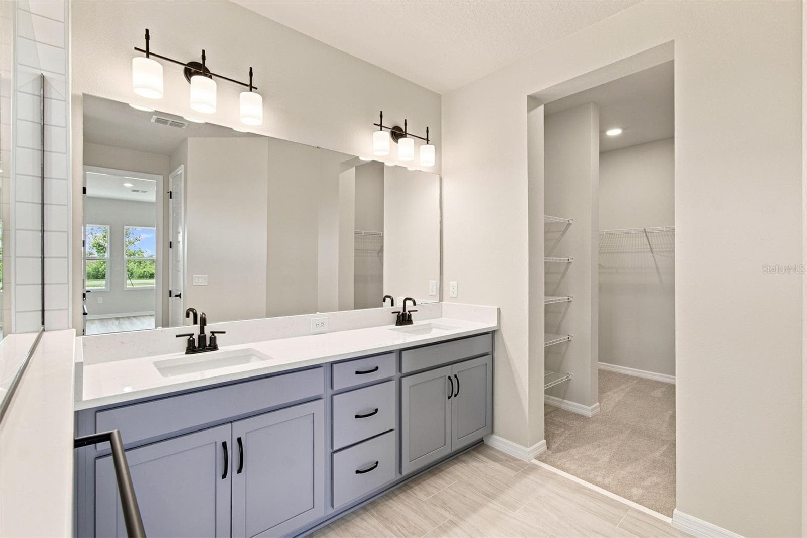 Owner's Bath - 5027 ORINOCO LN, ST CLOUD