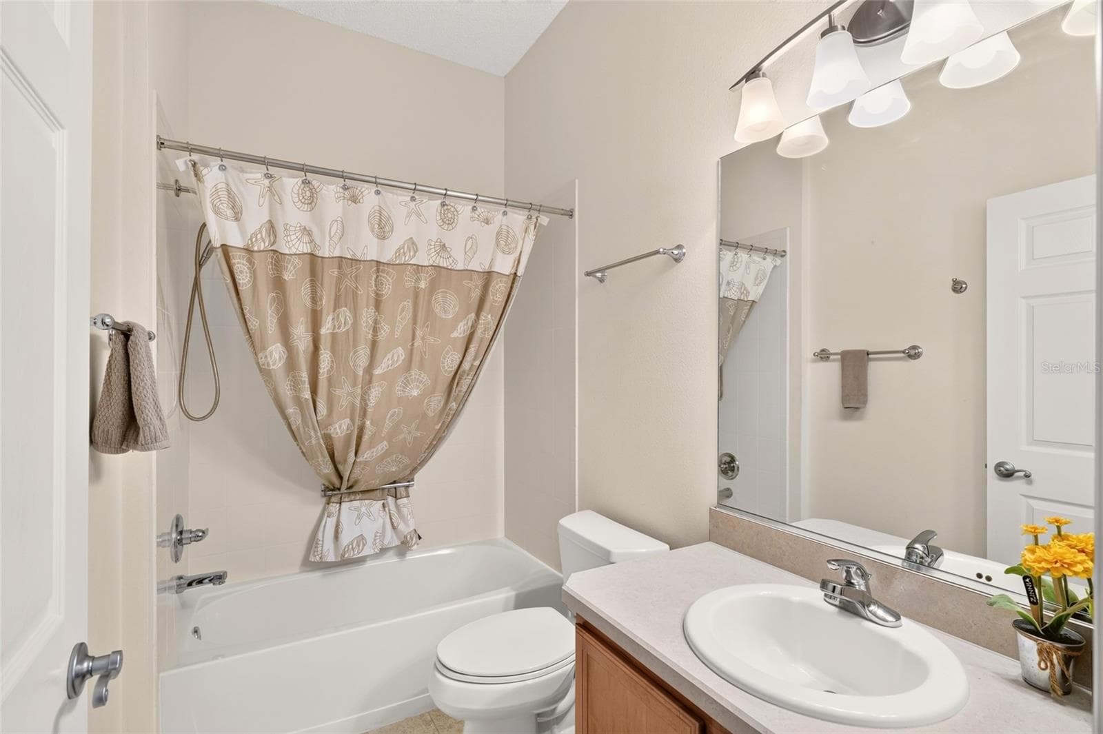 2nd Bathroom - 1049 JACKSON ST, THE VILLAGES