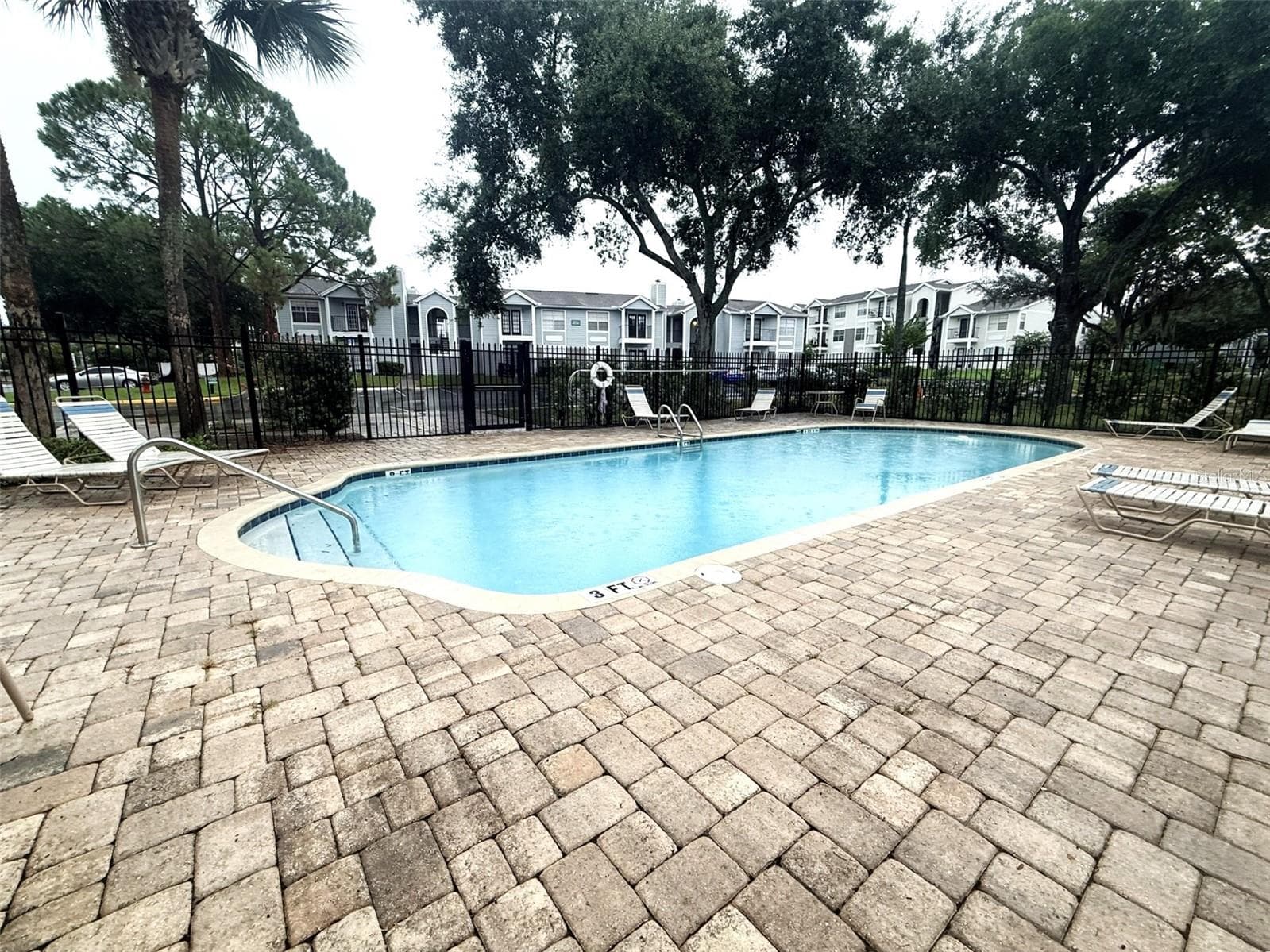 Community Pool #2 - 2550 N ALAFAYA TRL #12205, ORLANDO