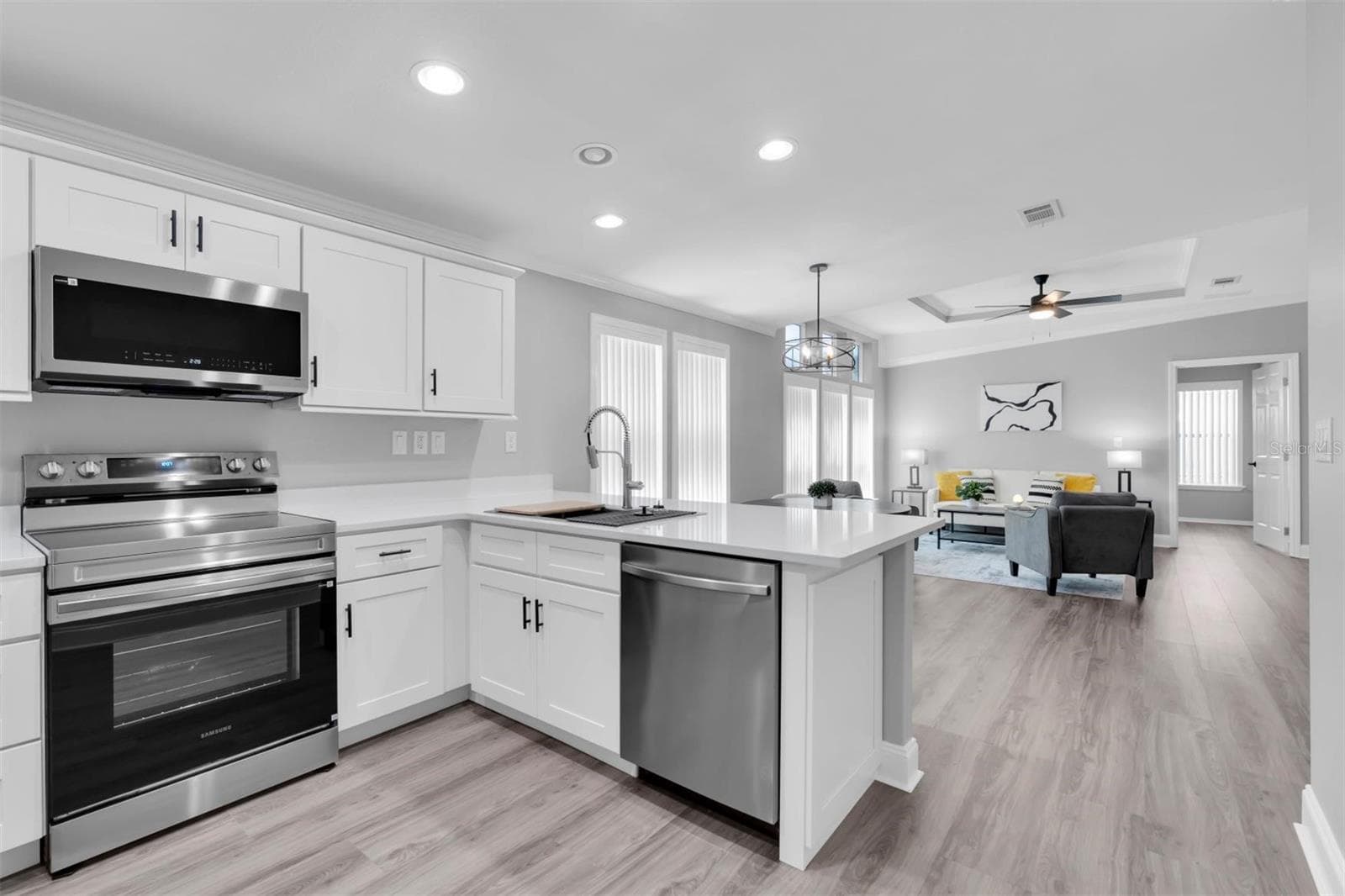 Single Family Residence at 508 WASHINGTON AVE, OLDSMAR, photo 11 of 50