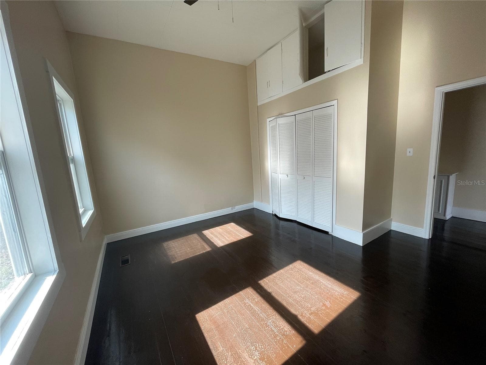 Quadruplex at 400 S 6TH ST, LEESBURG, photo 12 of 20