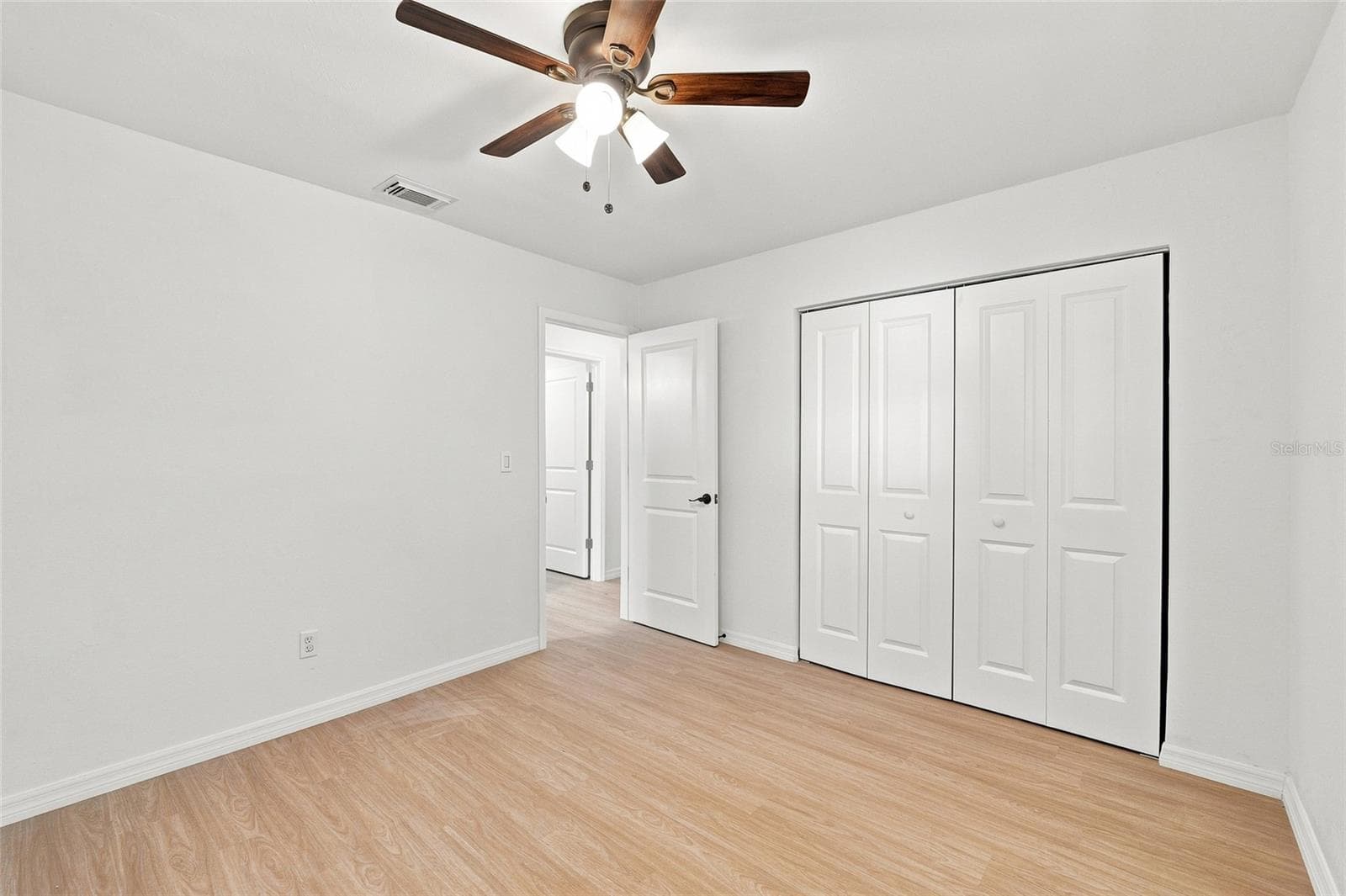 Single Family Residence at 4009 E POWHATAN AVE, TAMPA, photo 19 of 33