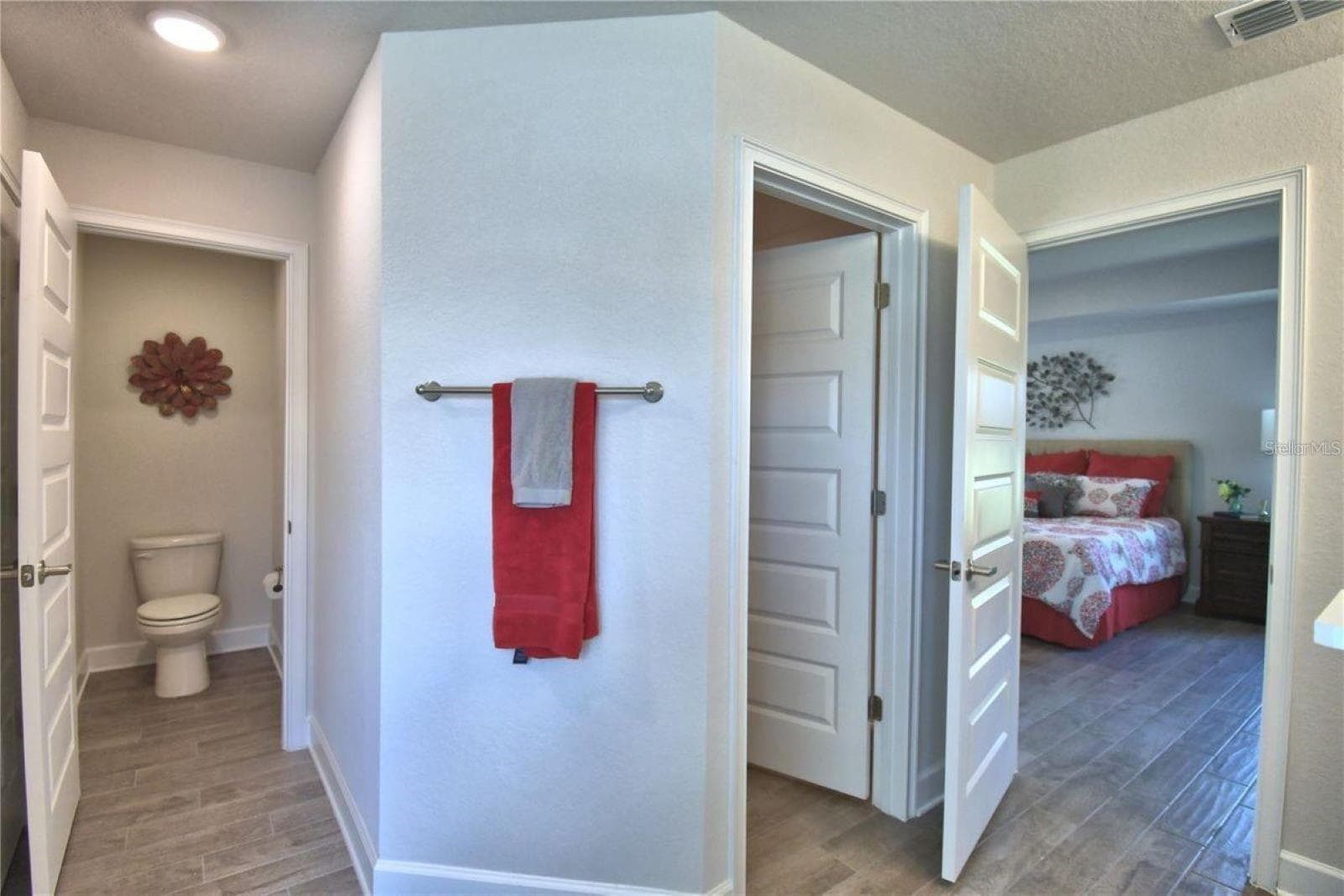 Similar home with same floorplan. Colors and options may vary. - 2413 NW 23RD AVE, OCALA