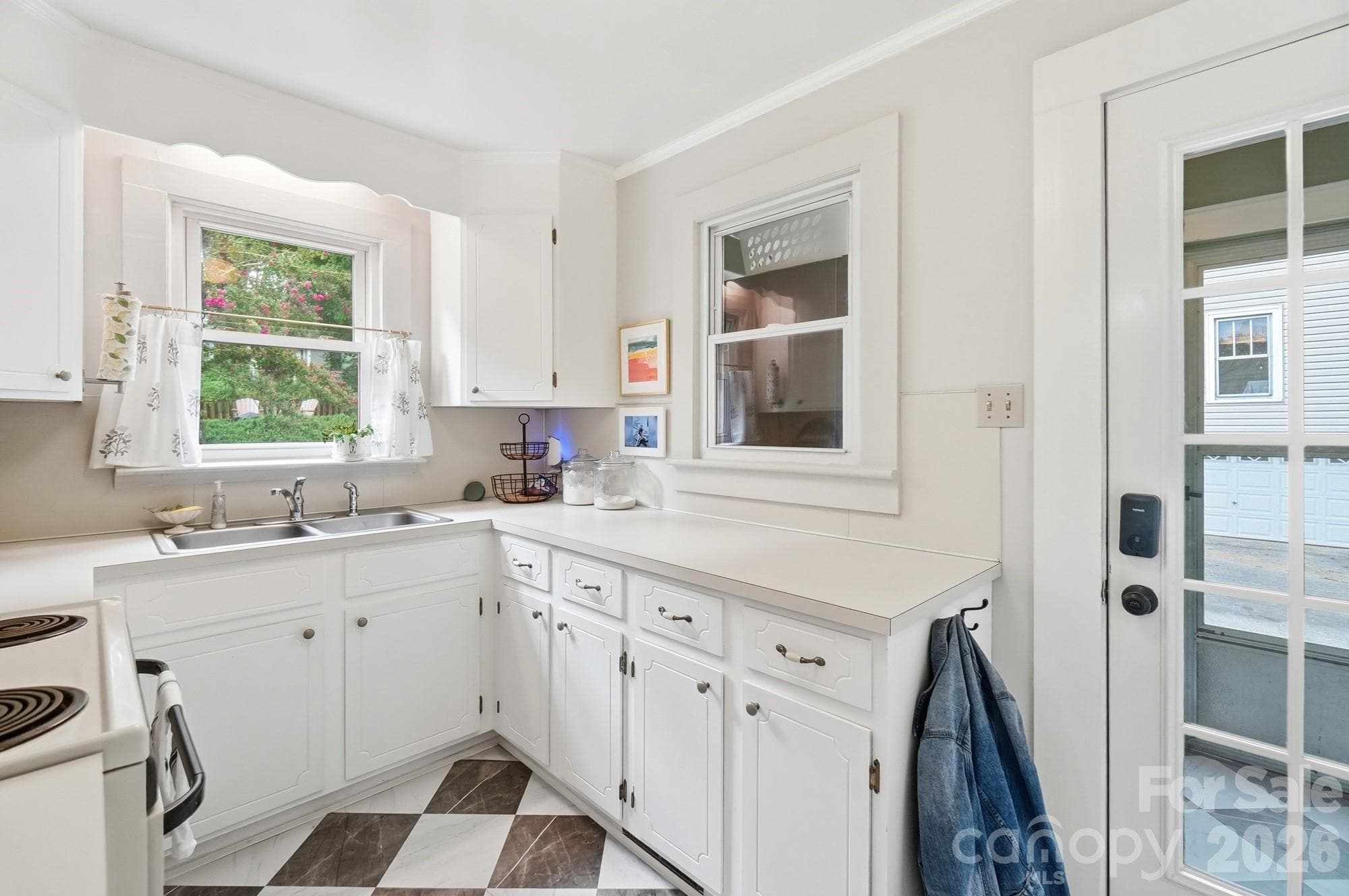 Kitchen - 69 Fryling Avenue SW, Concord