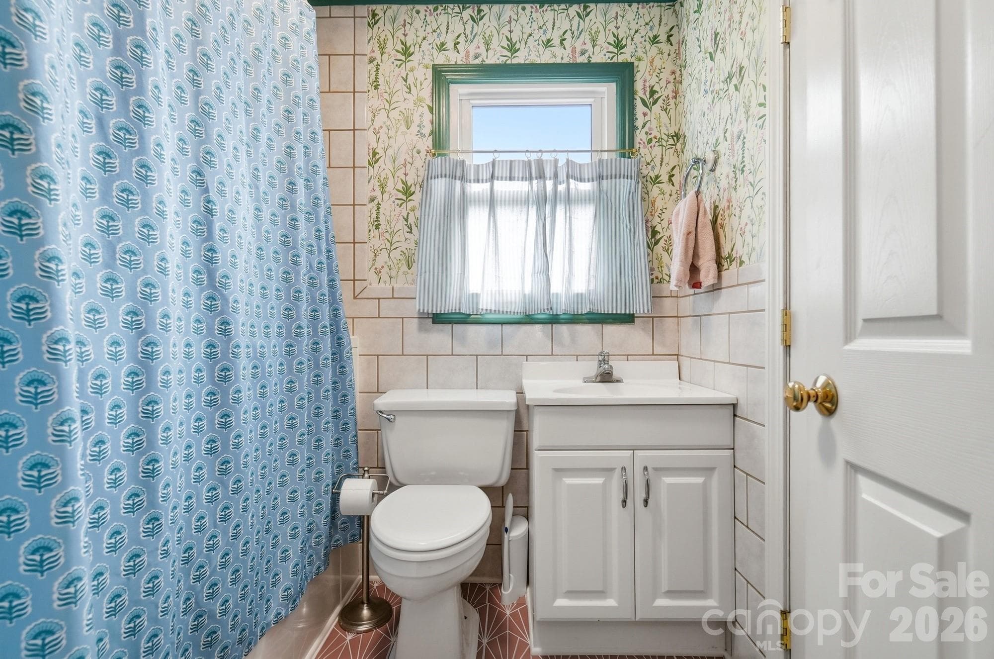 Bathroom - 69 Fryling Avenue SW, Concord