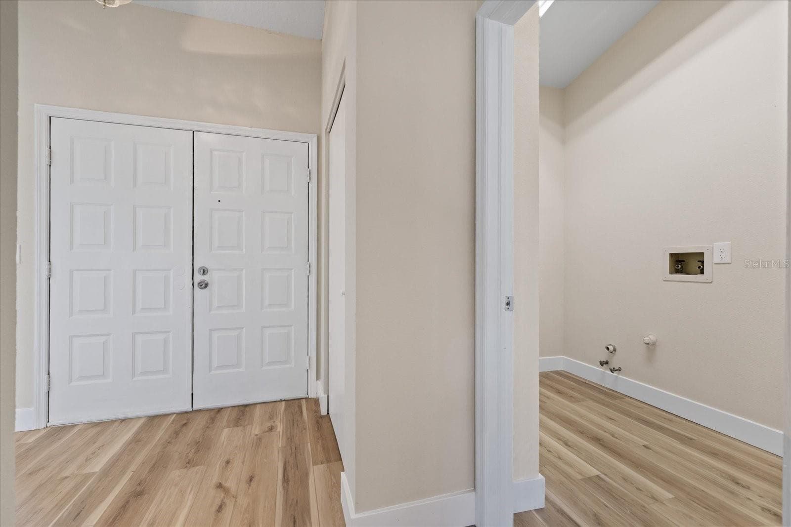 Single Family Residence at 120 FOUNTAIN CT, SPRING HILL, photo 35 of 47