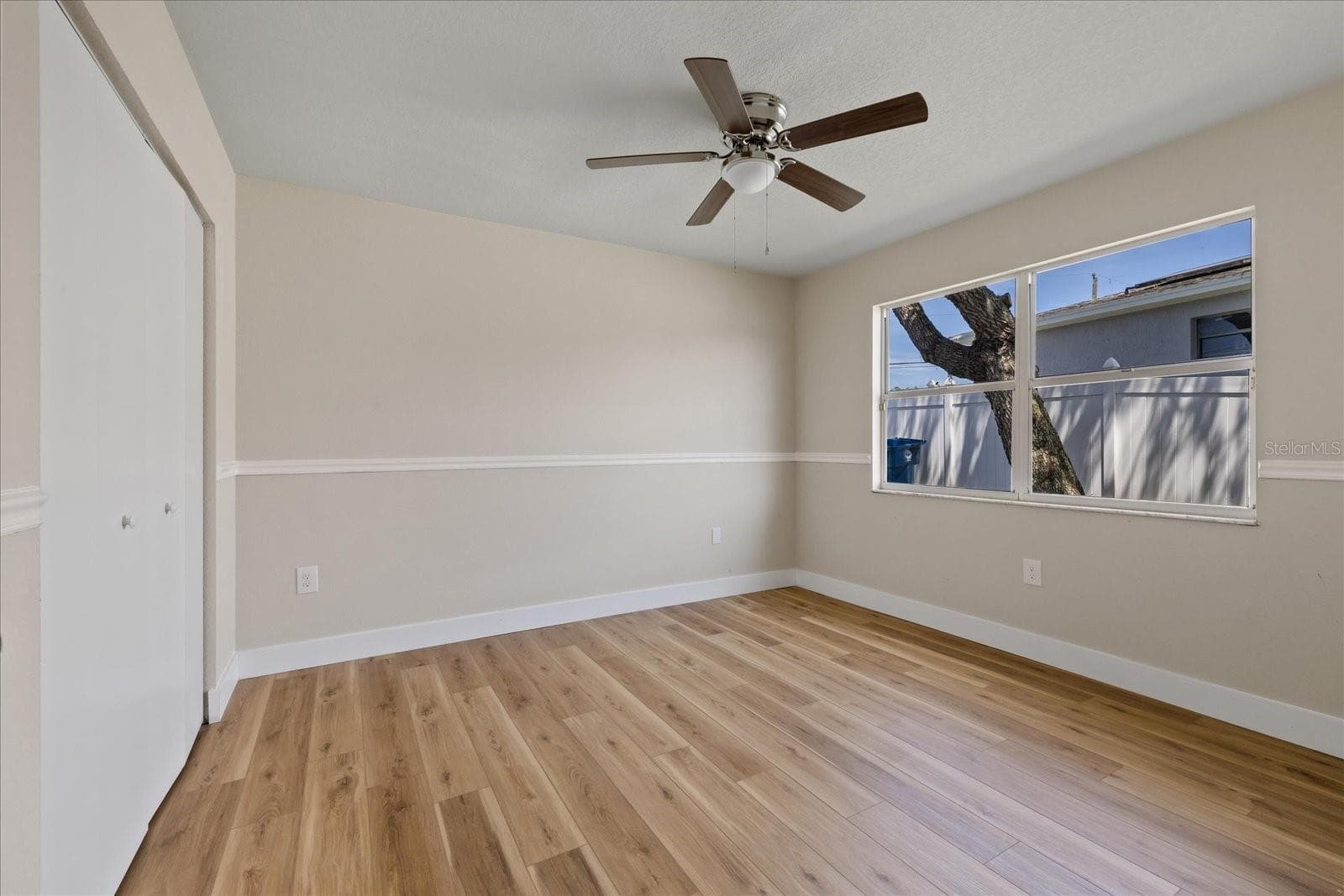 Single Family Residence at 120 FOUNTAIN CT, SPRING HILL, photo 29 of 47