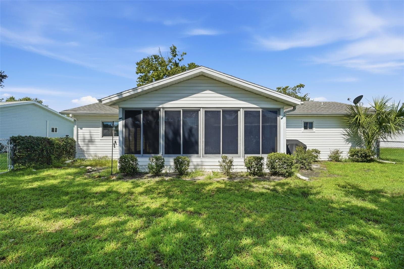 Single Family Residence at 17989 SE 106TH CT, SUMMERFIELD, photo 4 of 42