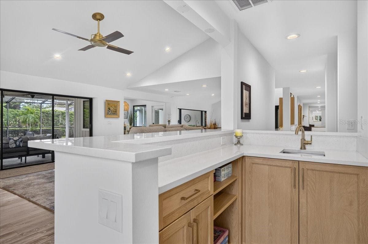 Single Family Residence at 2862 SHADY OAK CT, CLEARWATER, photo 23 of 62