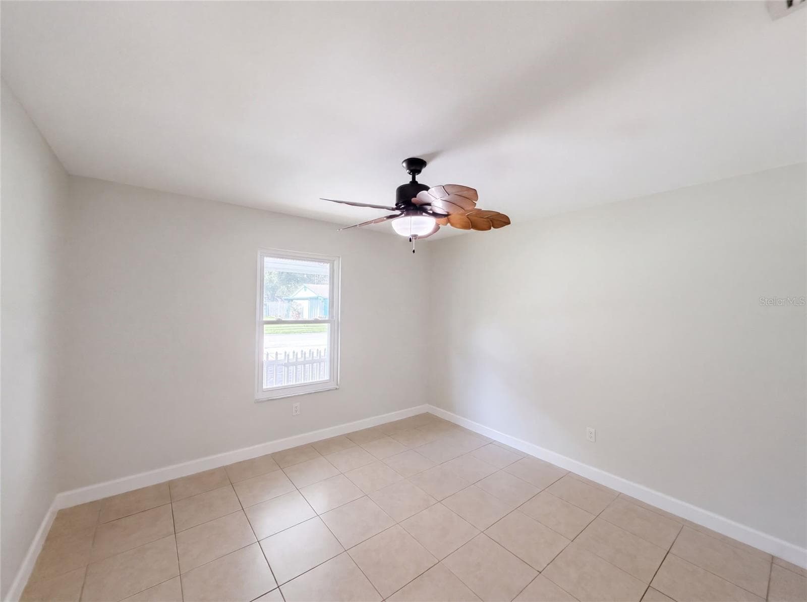 Single Family Residence at 7233 THOMAS JEFFERSON CIR W, BARTOW, photo 6 of 18