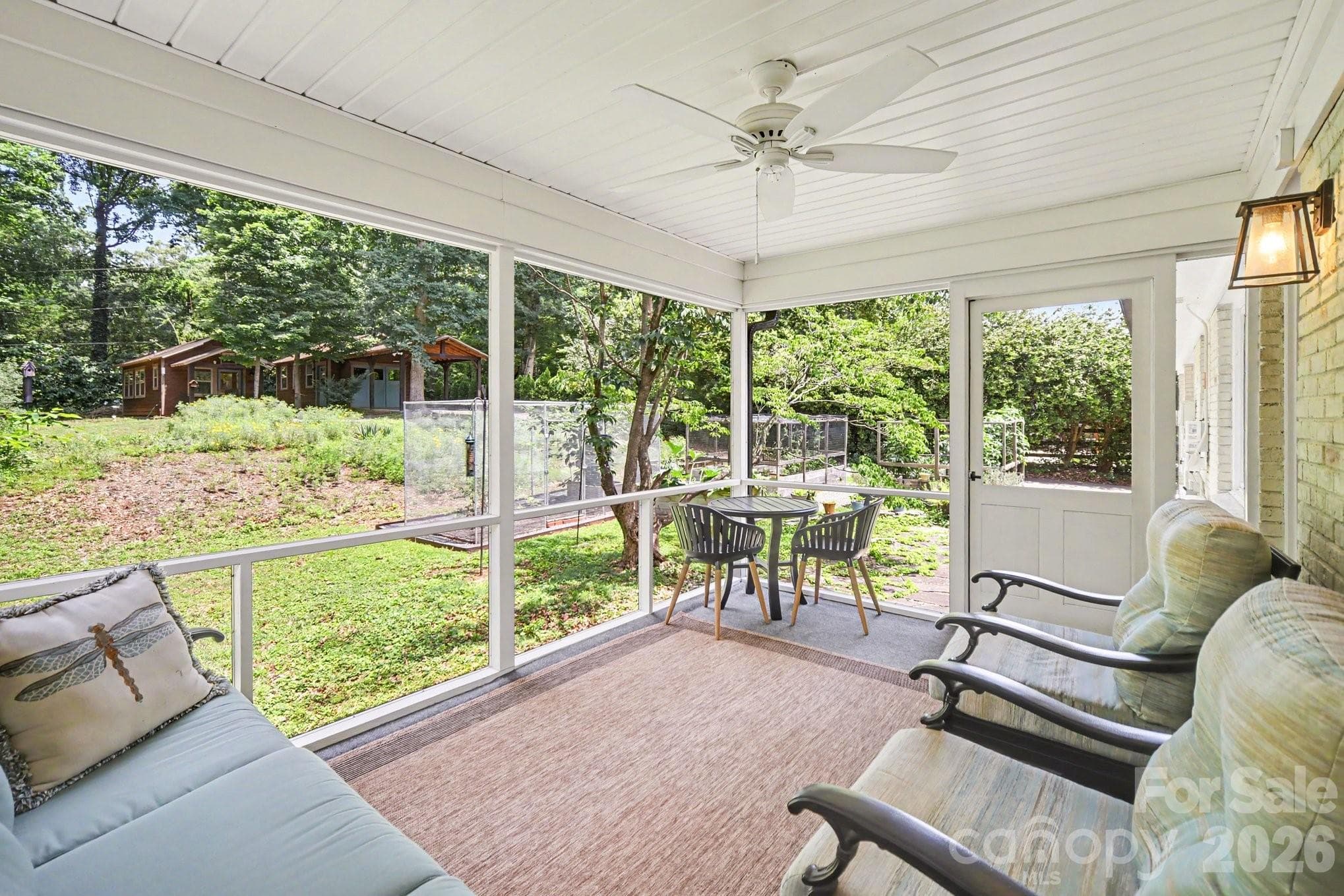 Screen porch - 118 Lutomma Circle, Charlotte