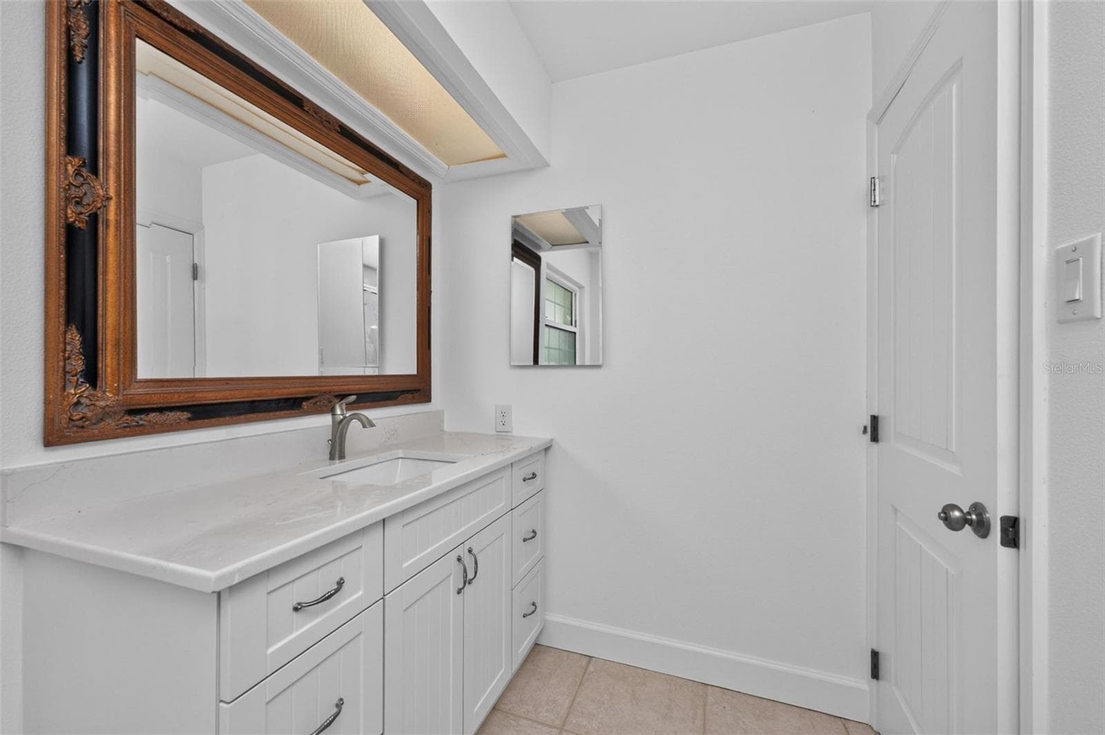 Guest Bathroom #1 - 200 S OXFORD DR, ENGLEWOOD