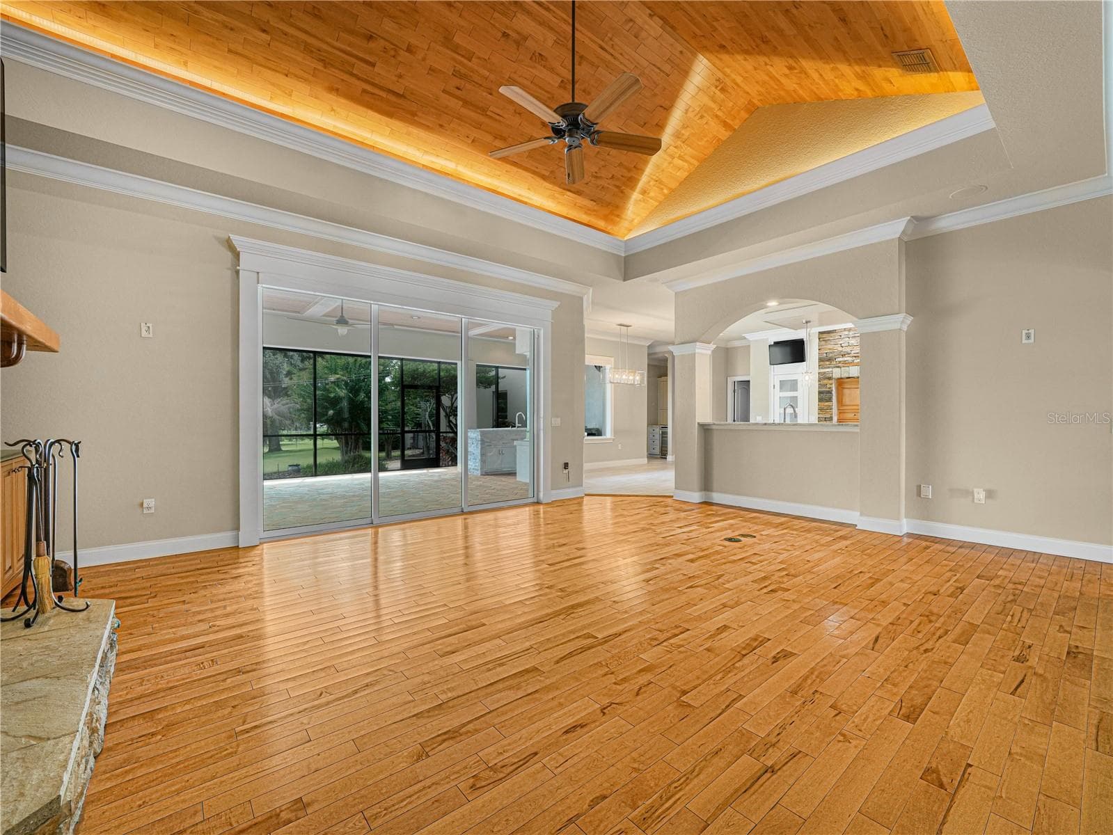 Single Family Residence at 6750 LAKELAND HIGHLANDS RD, LAKELAND, photo 10 of 60