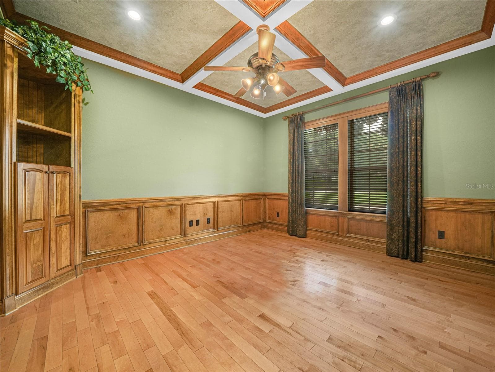 Single Family Residence at 6750 LAKELAND HIGHLANDS RD, LAKELAND, photo 35 of 60
