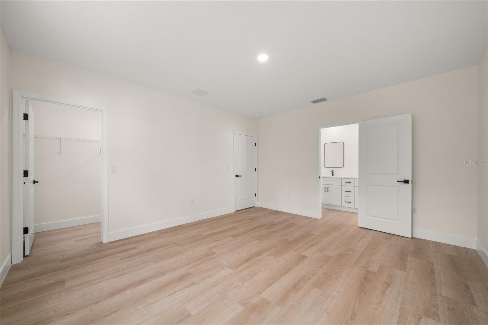 primary bedroom - 8725 CAPILLA ST, SEBRING