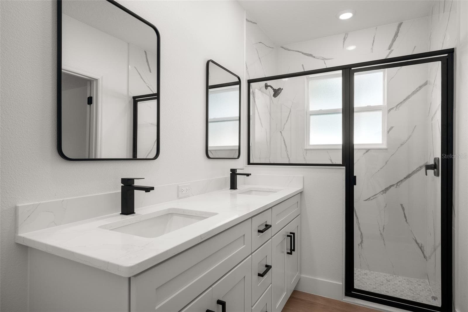 primary bathroom - 8725 CAPILLA ST, SEBRING