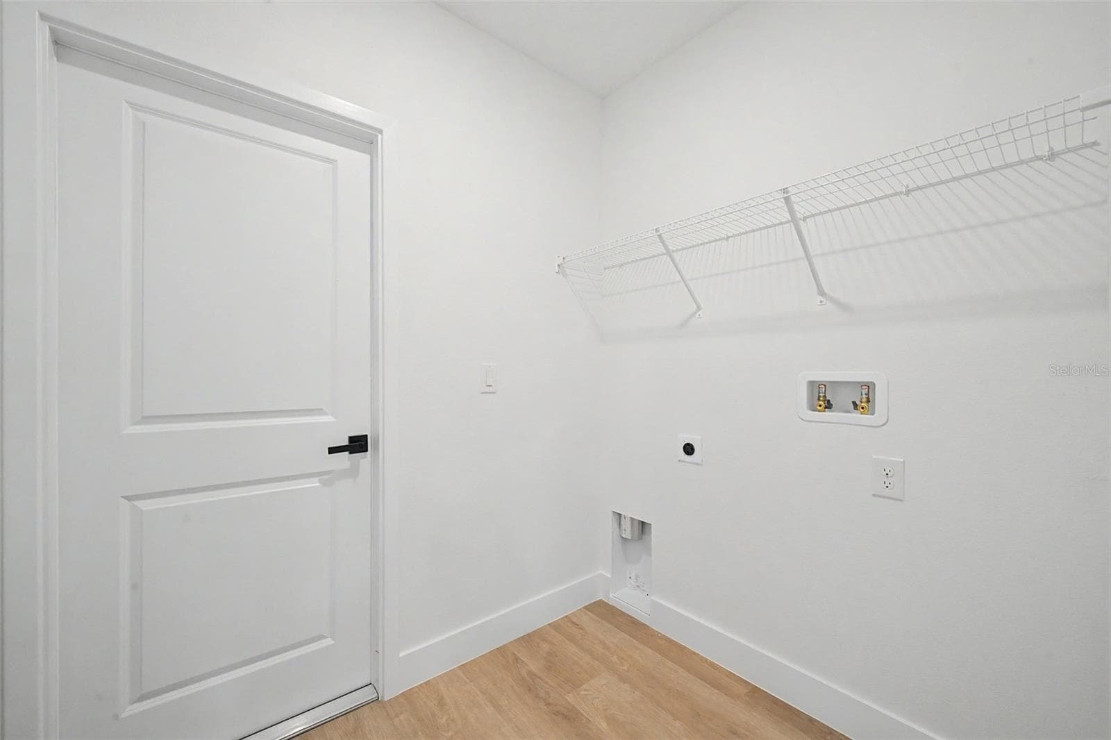 laundry - 8725 CAPILLA ST, SEBRING