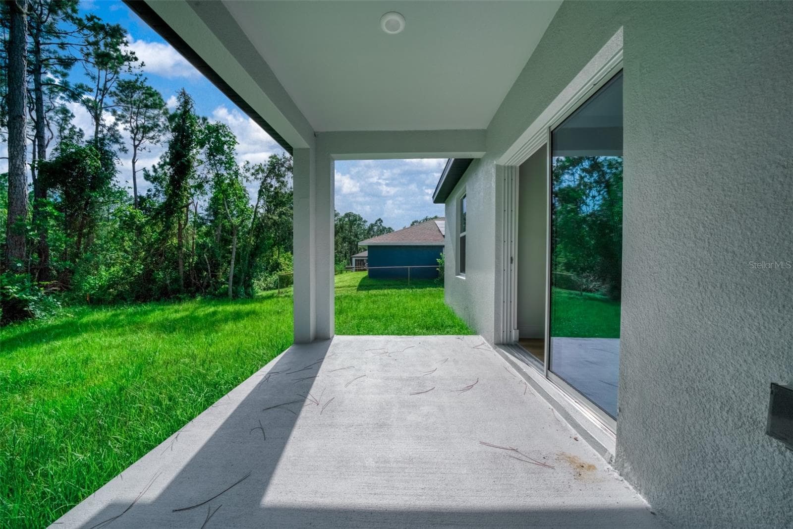 covered patio - 8725 CAPILLA ST, SEBRING