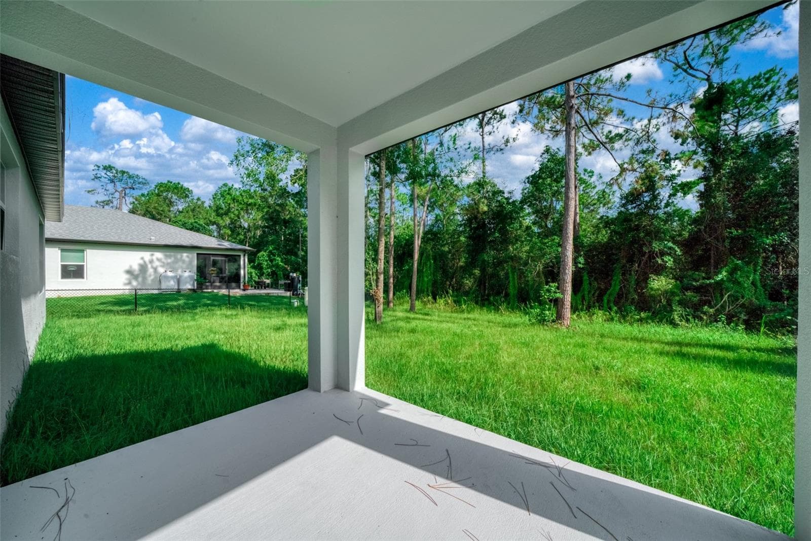 covered patio - 8725 CAPILLA ST, SEBRING