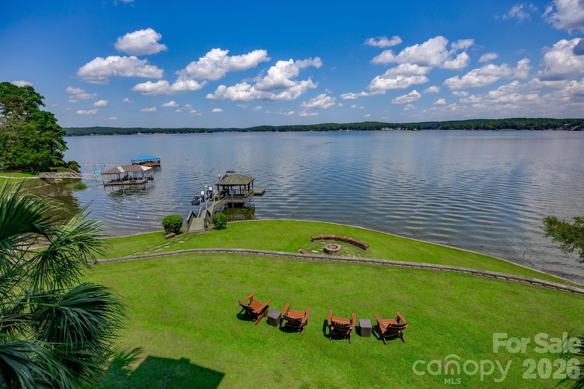 Waterfront View - 197 Smooth Rock Point, Ridgeway