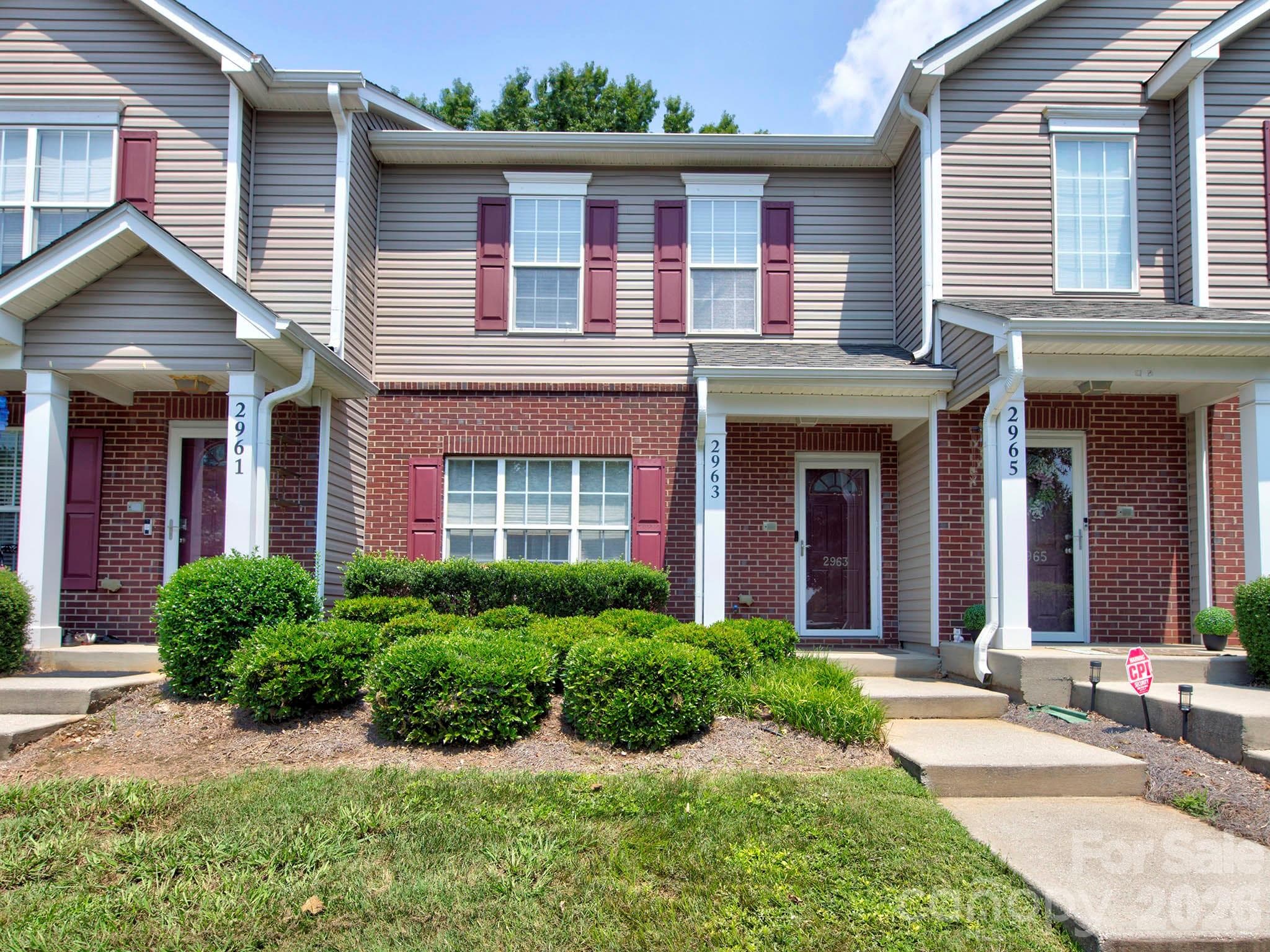 2963 Little Stream Court
