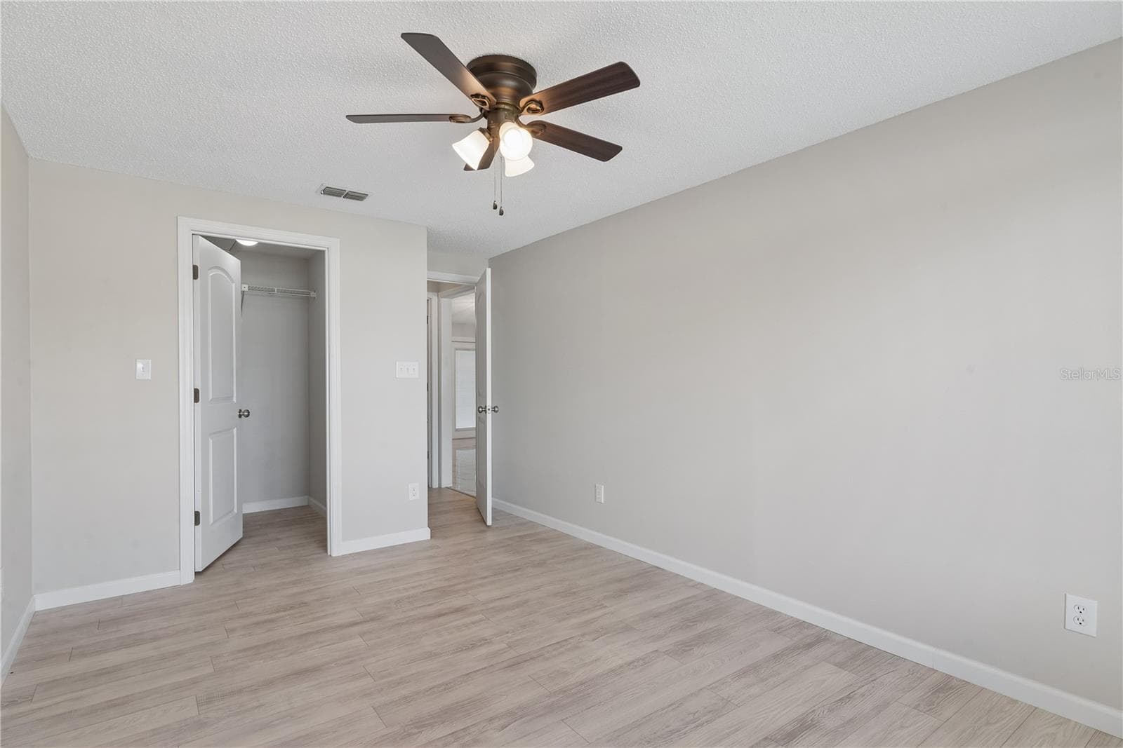Single Family Residence at 5588 GARDEN GROVE CIR, WINTER PARK, photo 14 of 18
