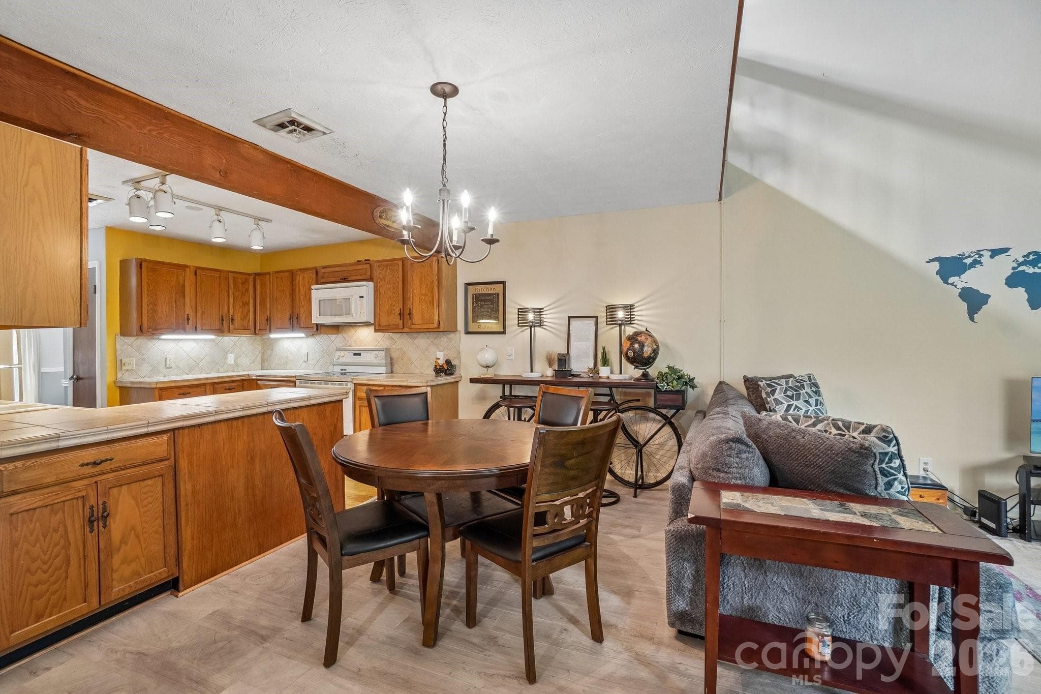 Condominium at 210 Juniper Lane, Hendersonville, photo 11 of 38