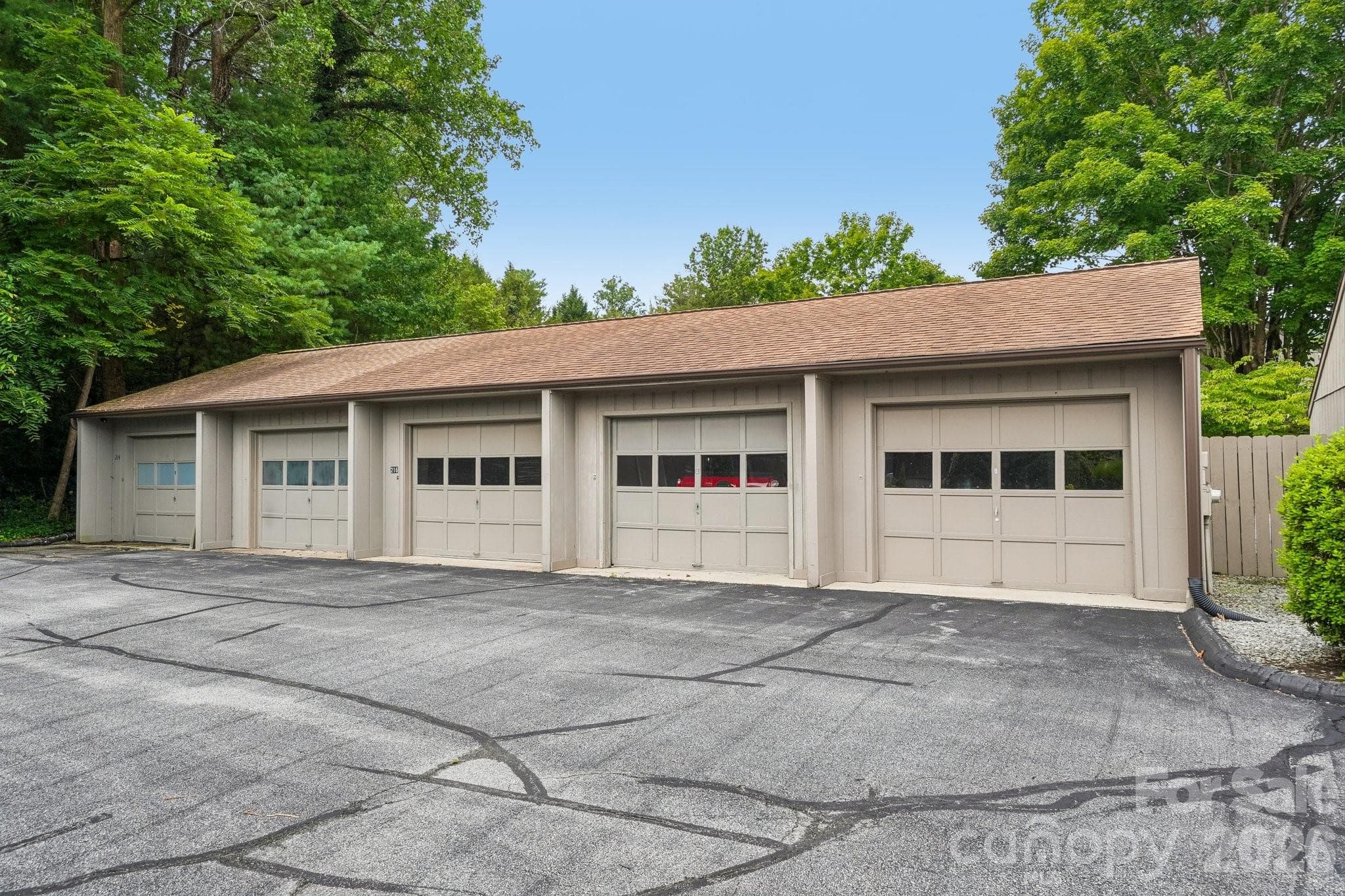 Detached one car garage - 210 Juniper Lane, Hendersonville