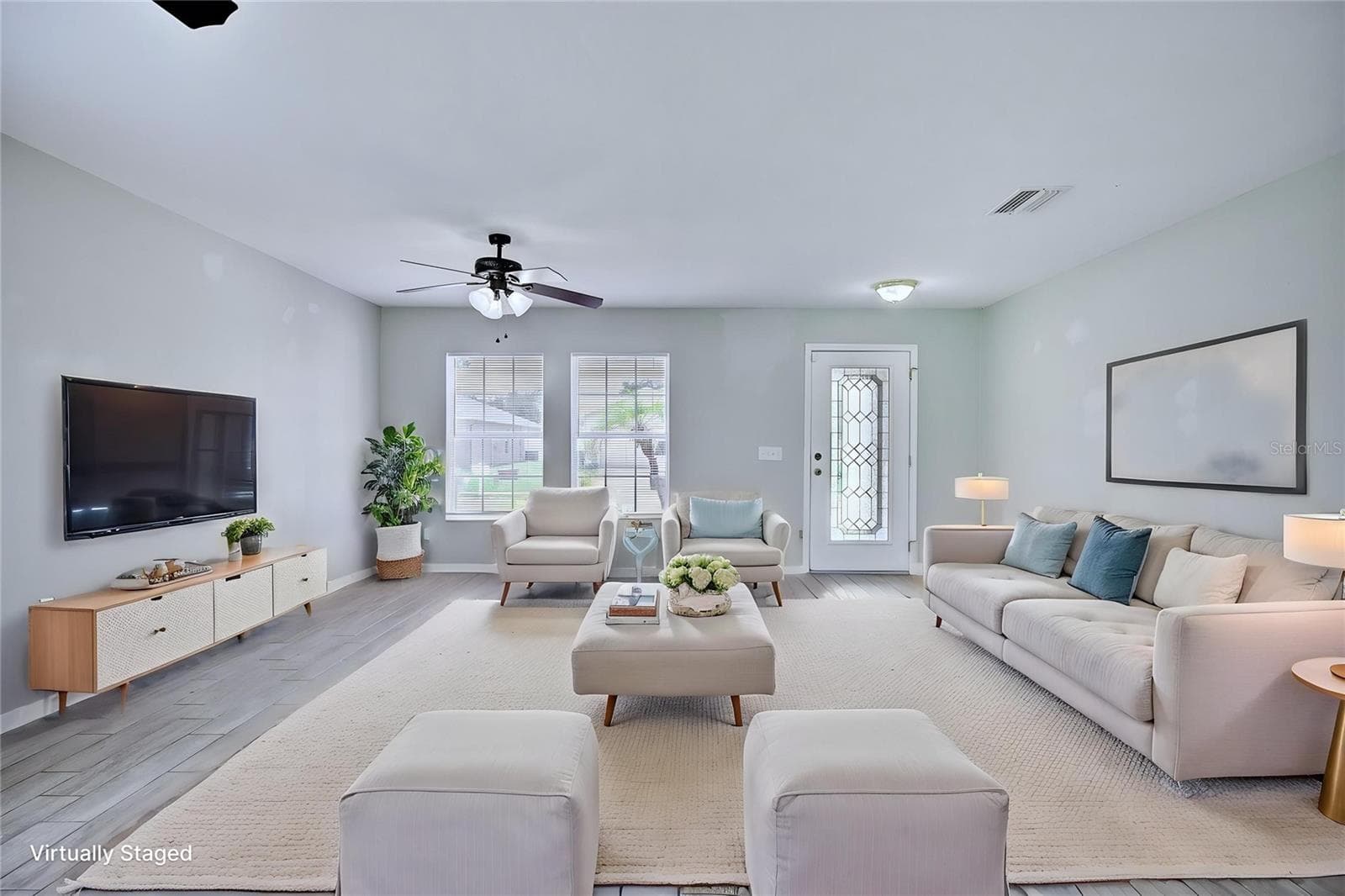 Family / Living Room - 7508 HUNTERS GREENE CIR, LAKELAND