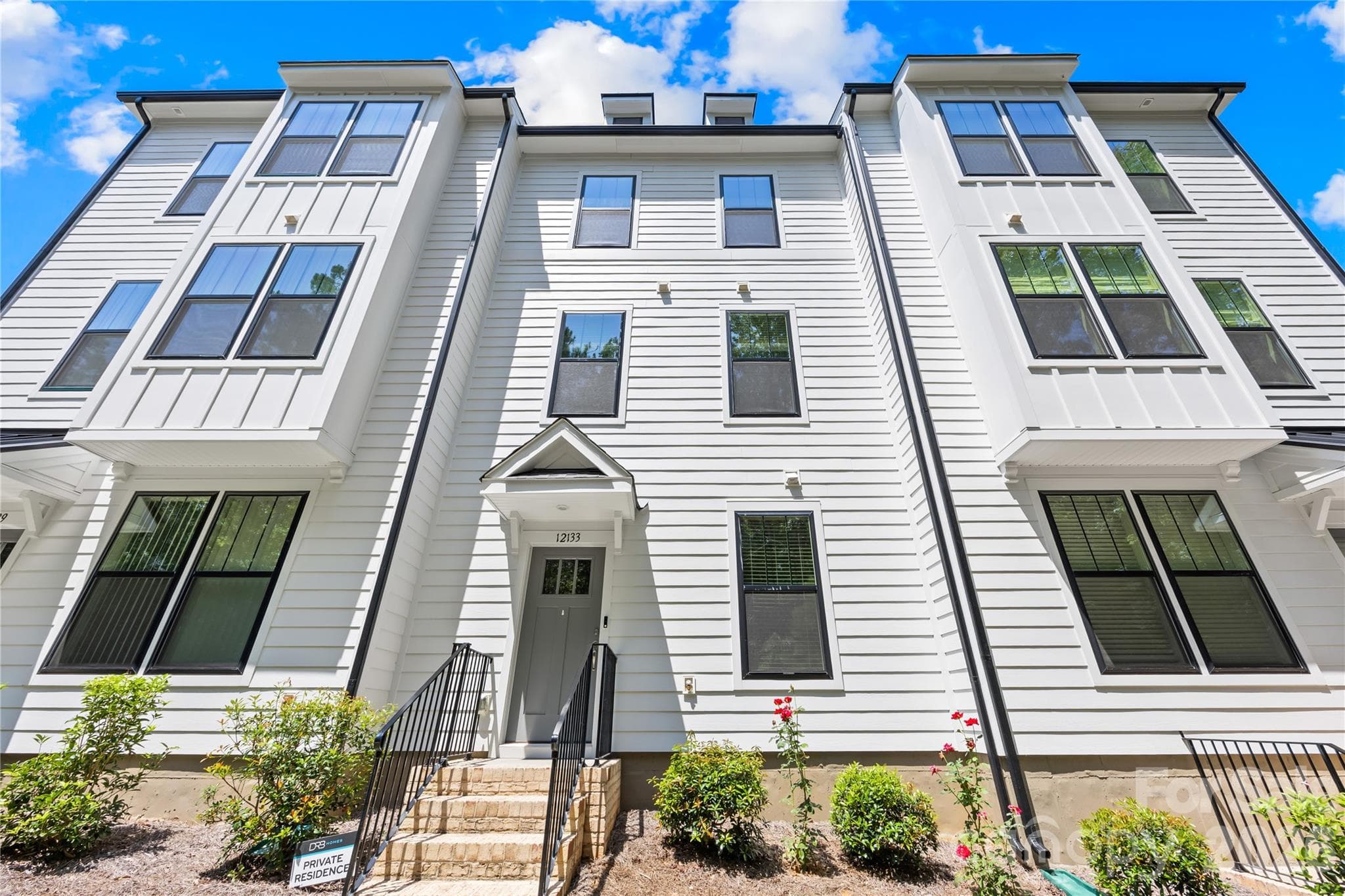 Townhouse at 12133 Storm Lane, Charlotte, photo 2 of 38