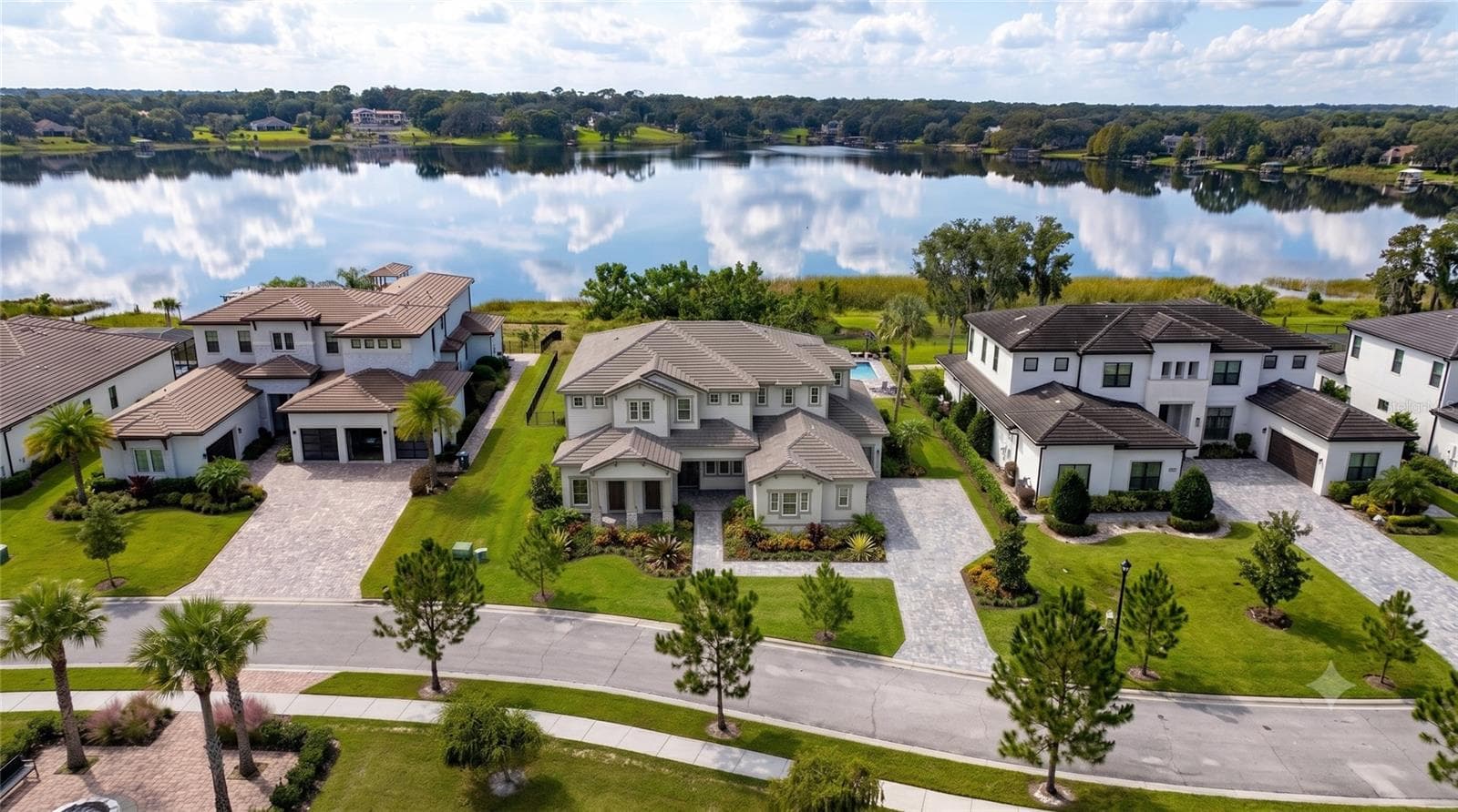 Single Family Residence at 1330 LAKE OLIVIA, WINDERMERE, photo 8 of 13