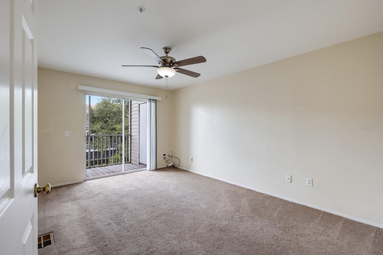 Condominium at 850 S TAMIAMI TRL #325, SARASOTA, photo 15 of 40