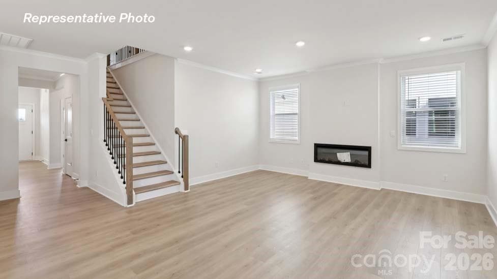 Single Family Residence at 4113 Pin Alley, Huntersville, photo 4 of 48