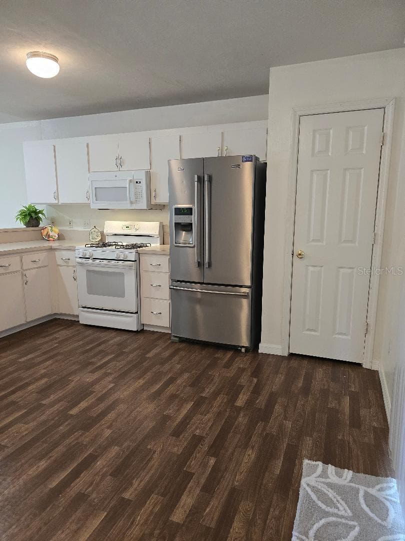Pantry - 13607 NW 135 DR, ALACHUA