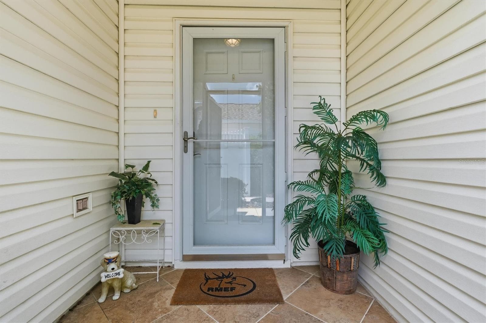 Villa at 1674 GOVAN PL, THE VILLAGES, photo 7 of 49