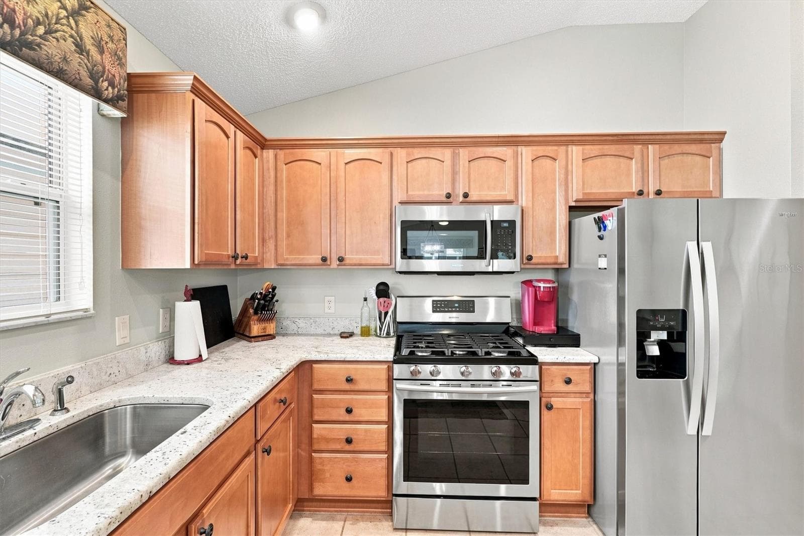 Villa at 1674 GOVAN PL, THE VILLAGES, photo 10 of 49