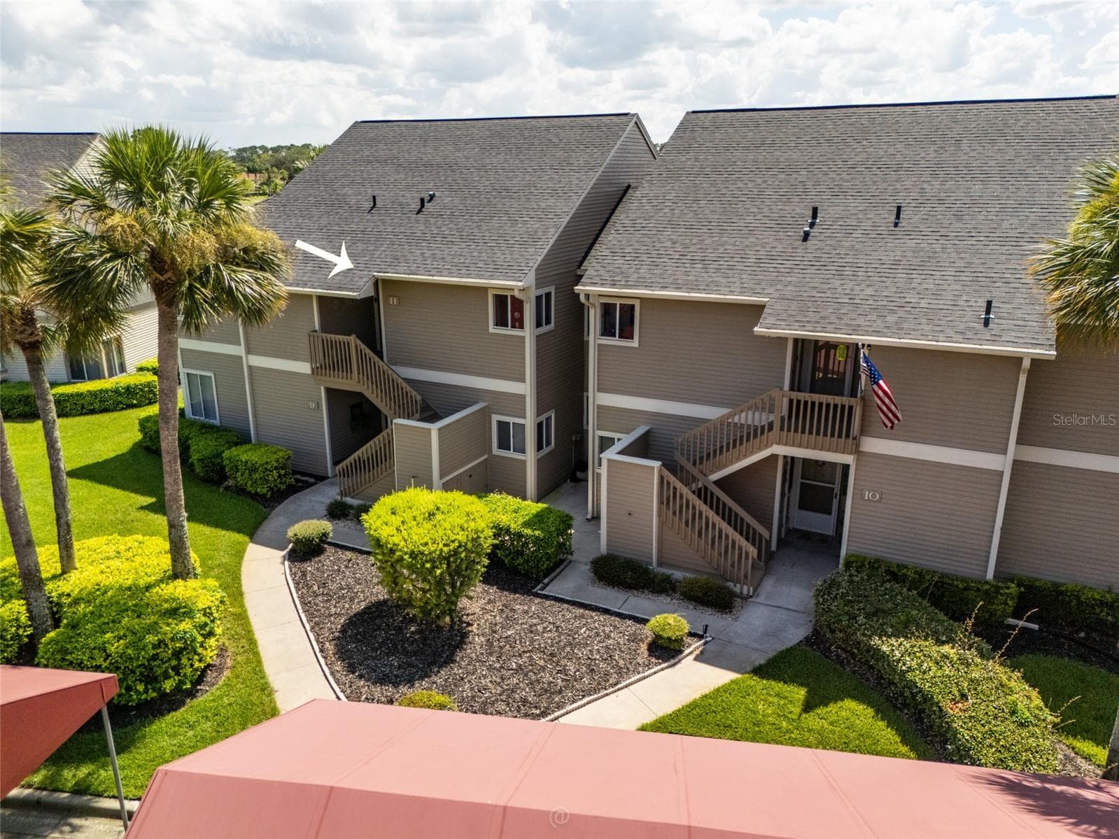 11 MAGNOLIA DR S #11