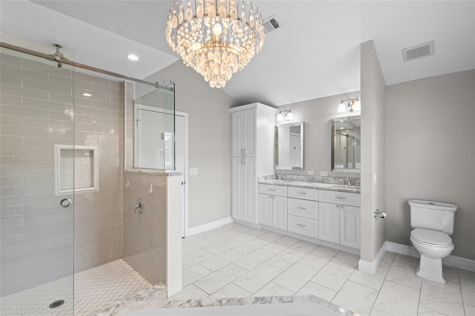 Single Family Residence at 807 RIVERBEND BLVD, LONGWOOD, photo 13 of 32