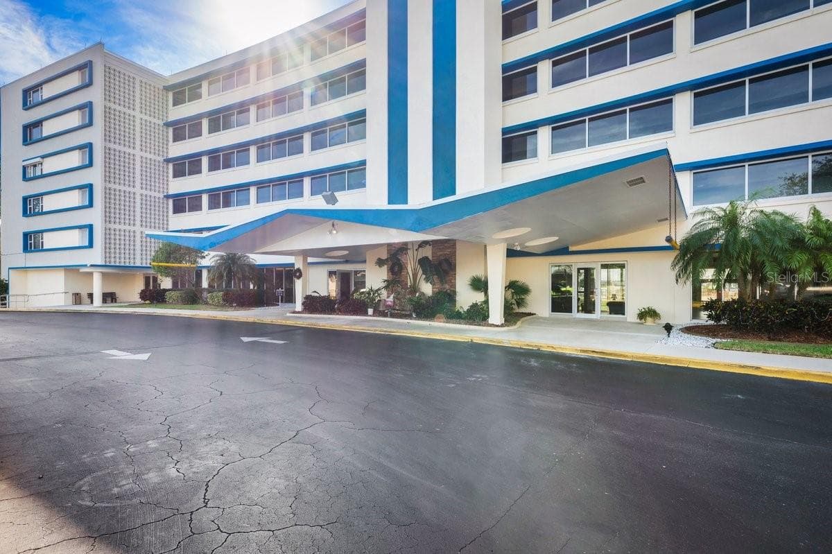 The Pendleton Club - 1224 S PENINSULA DR #621, DAYTONA BEACH