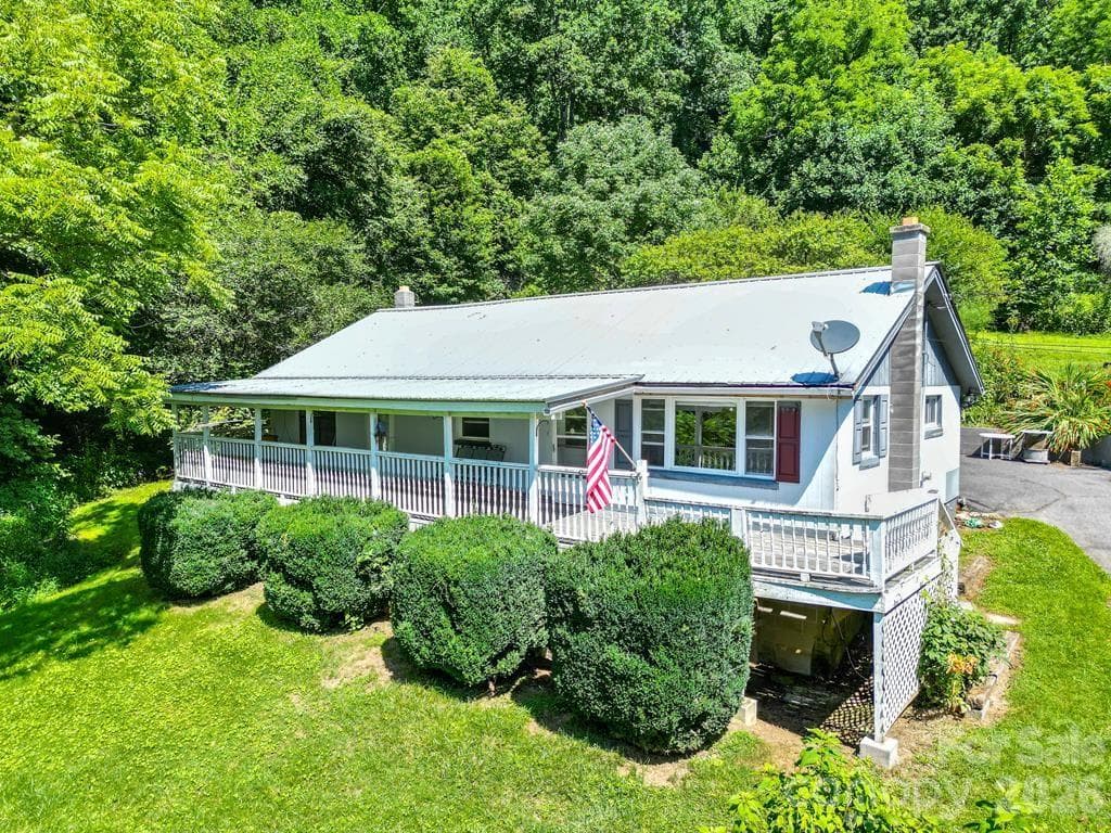 901 Rufus Robinson Road