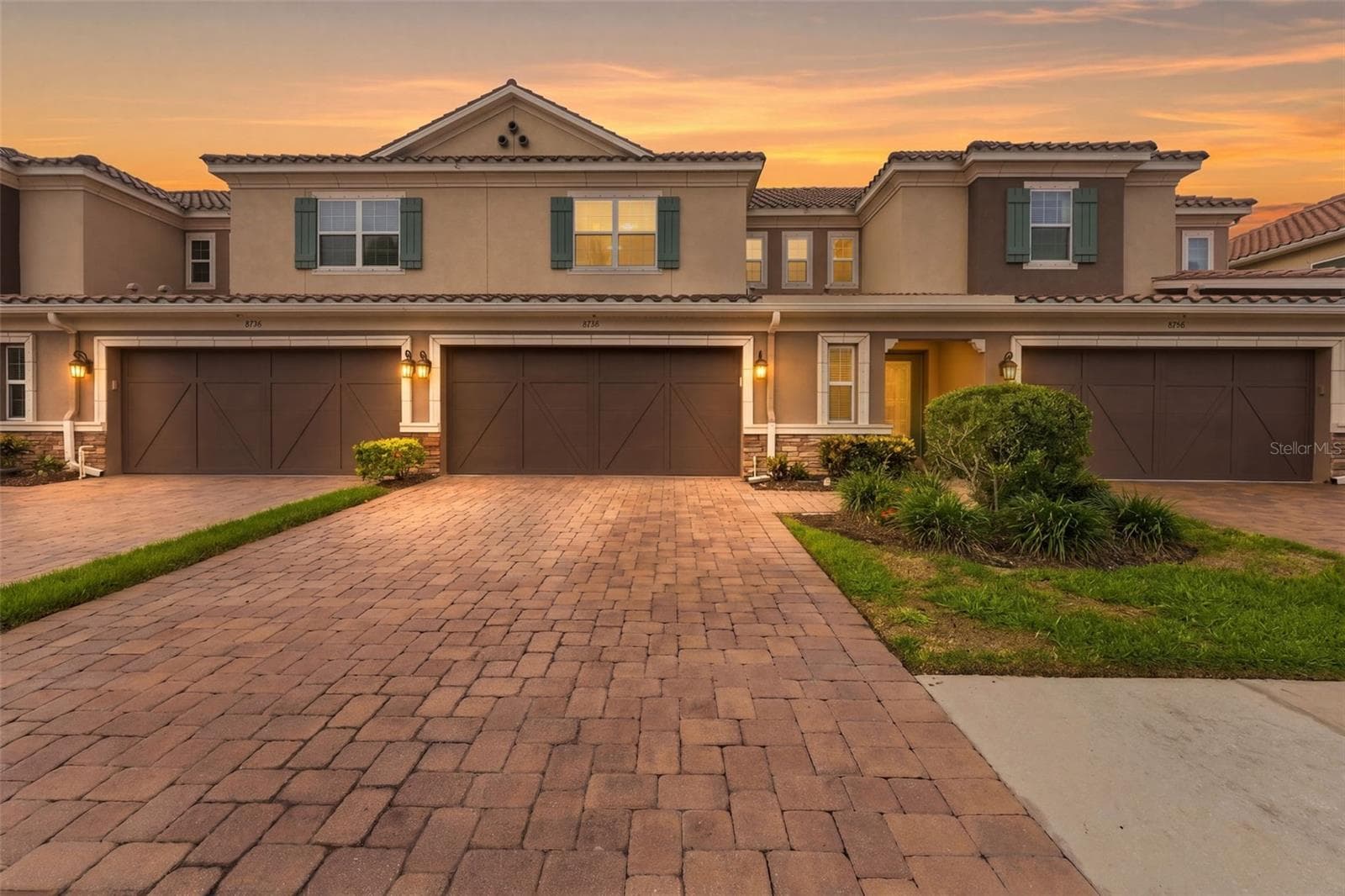 8738 TERRACINA LAKE DR