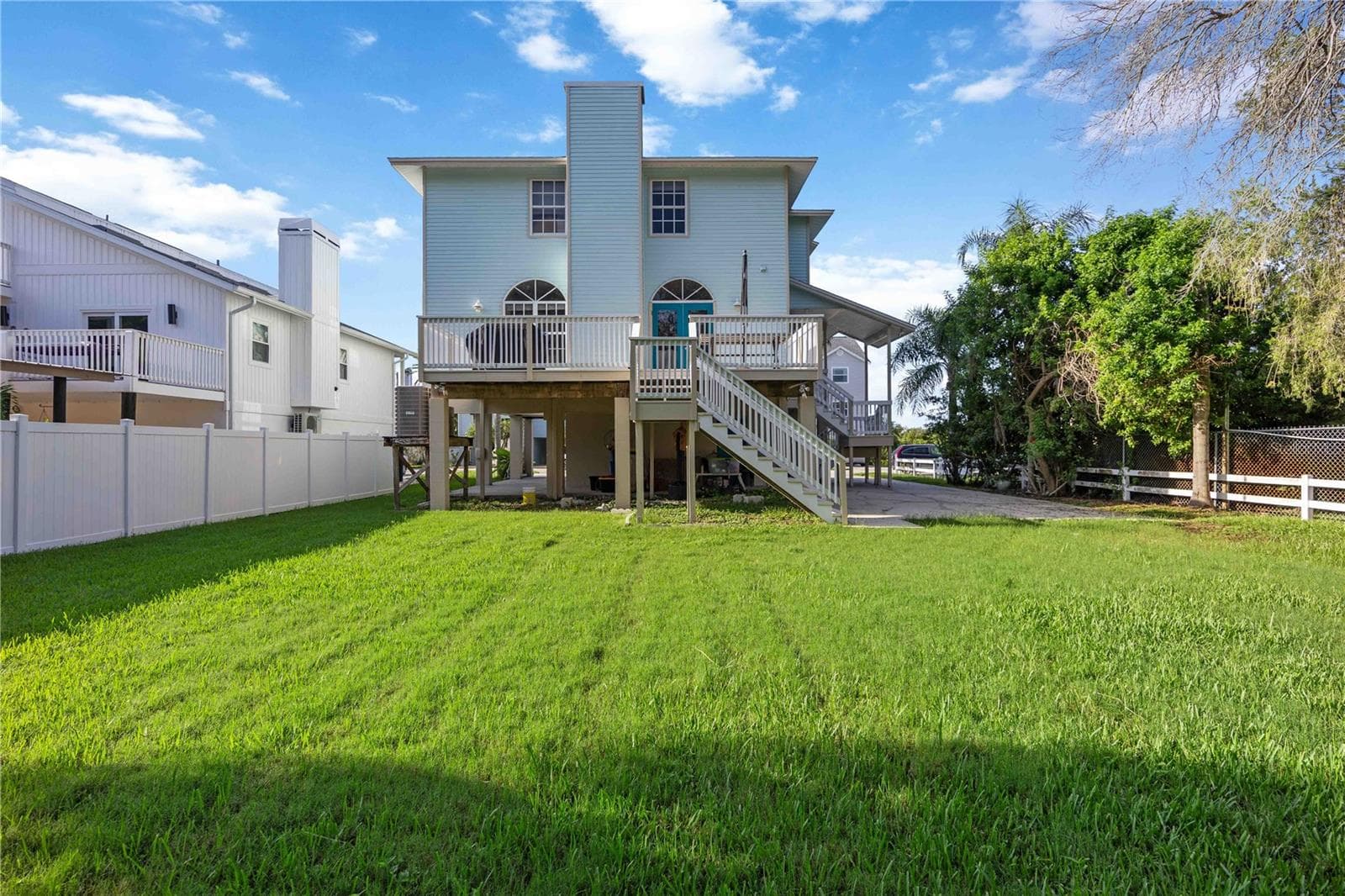 Single Family Residence at 13951 HARBOR VIEW DR, SEMINOLE, photo 26 of 30
