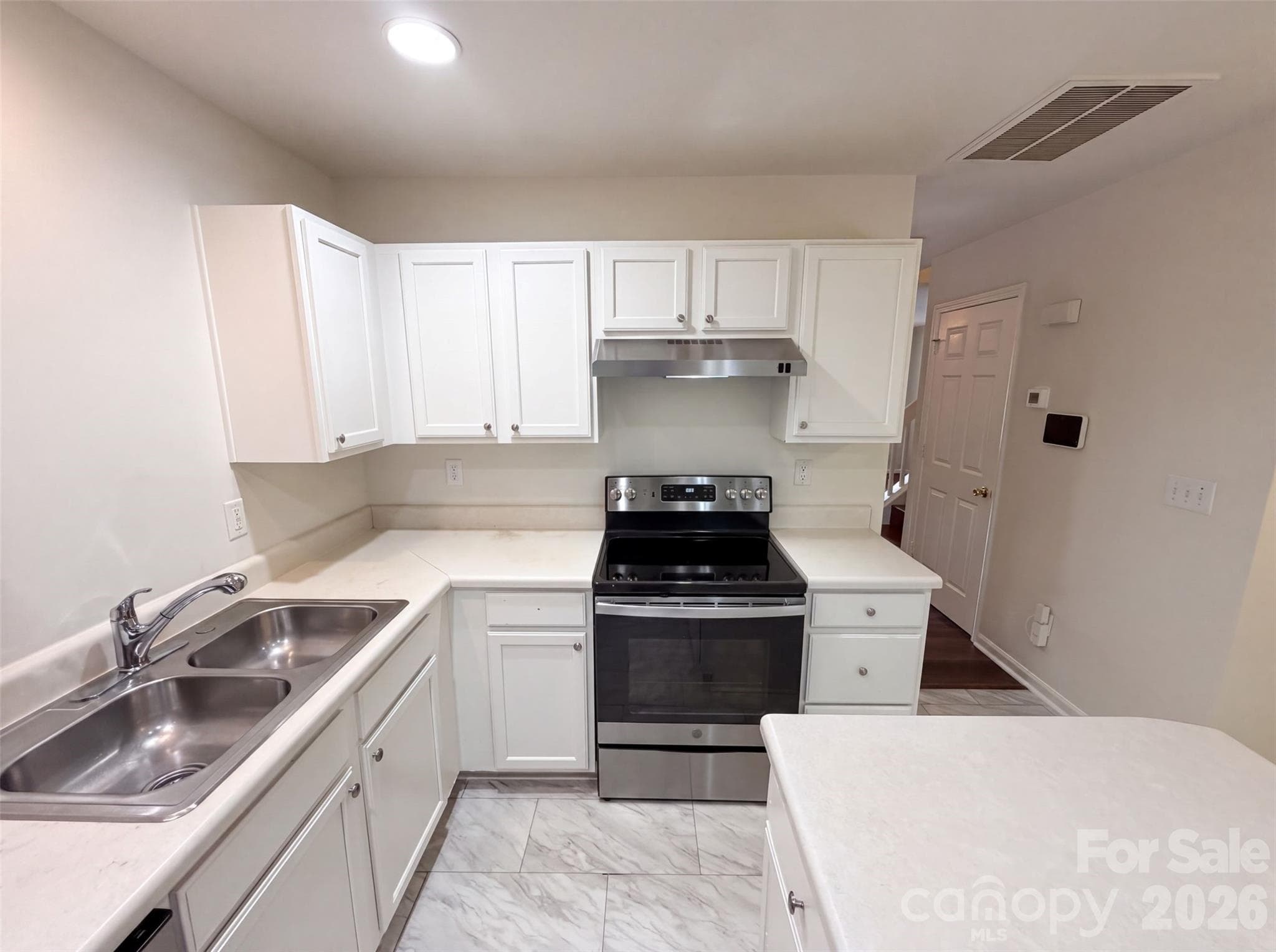 Townhouse at 4165 Birch Leaf Court, Charlotte, photo 7 of 18