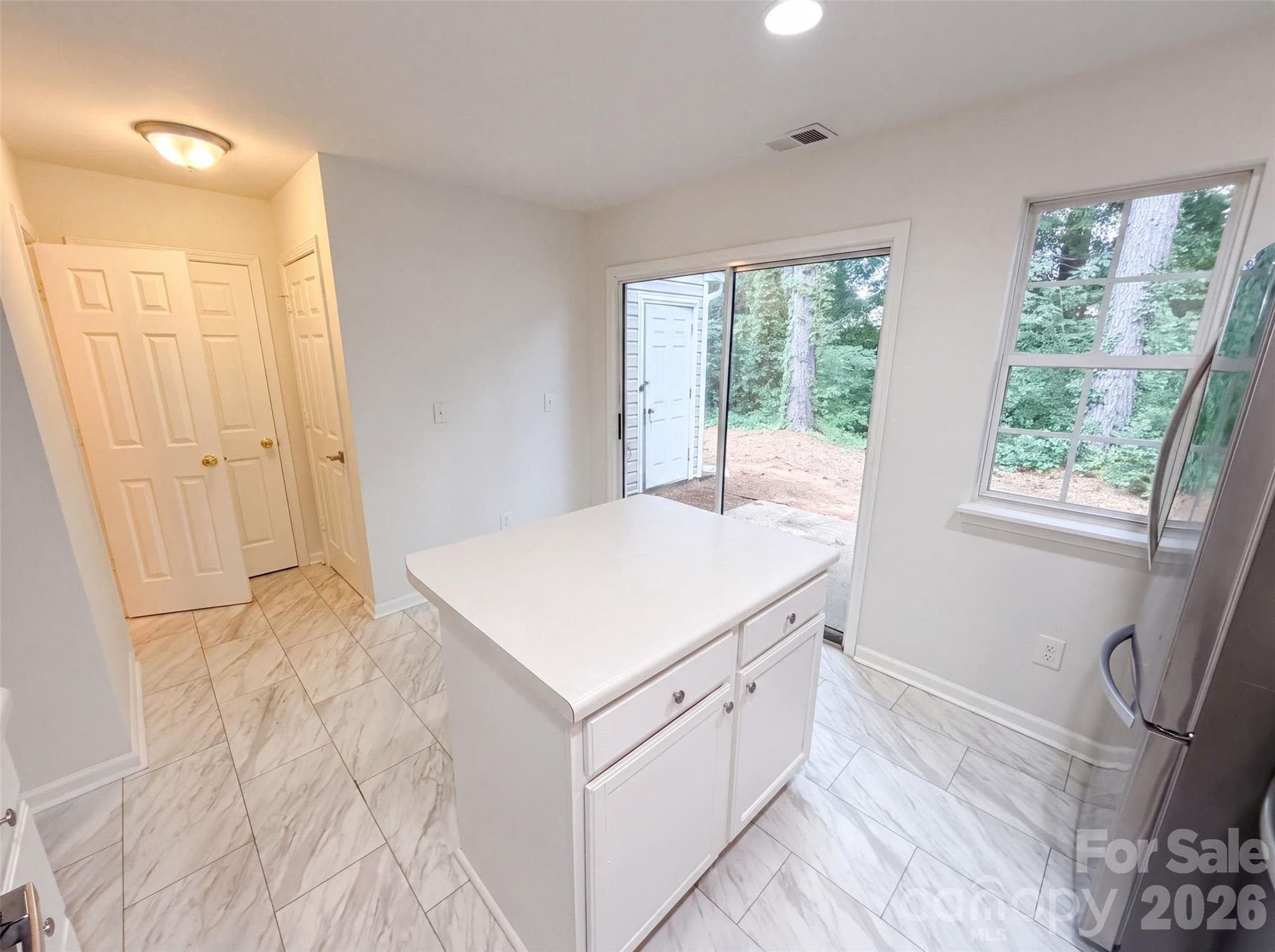 Townhouse at 4165 Birch Leaf Court, Charlotte, photo 8 of 18