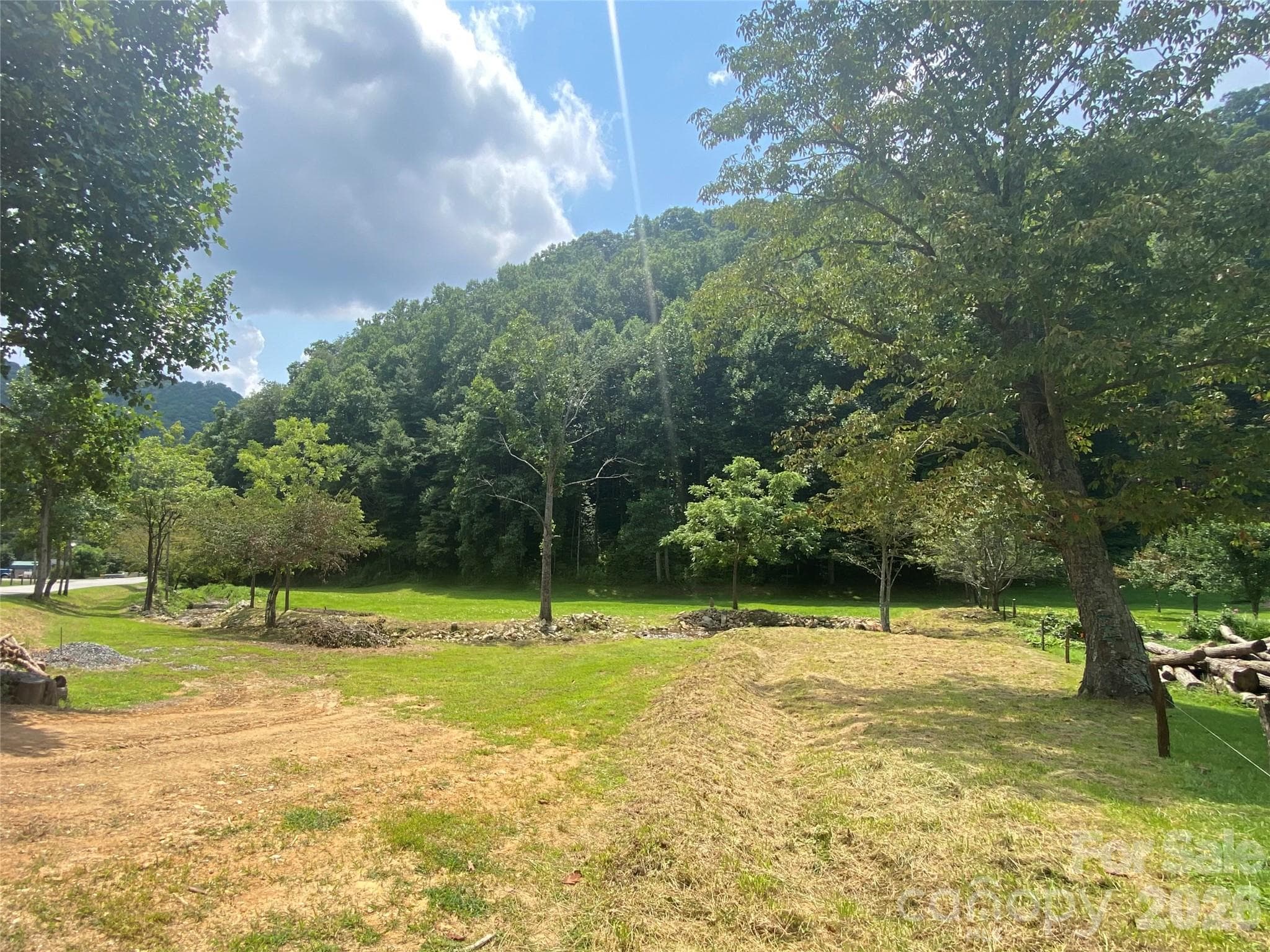 00 Foster Creek Road