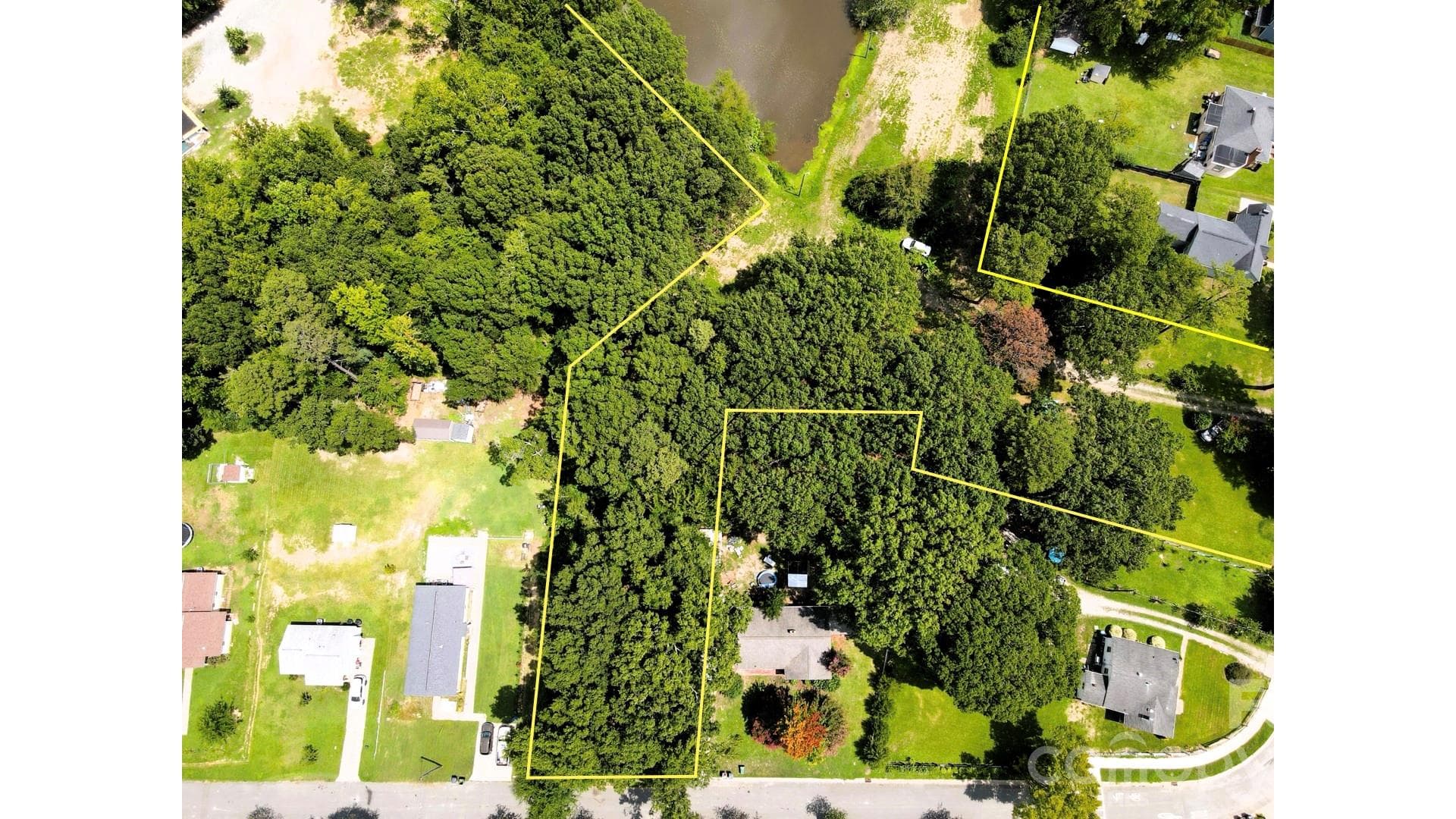 Acreage at 524 Dawn Circle, Charlotte, photo 7 of 48